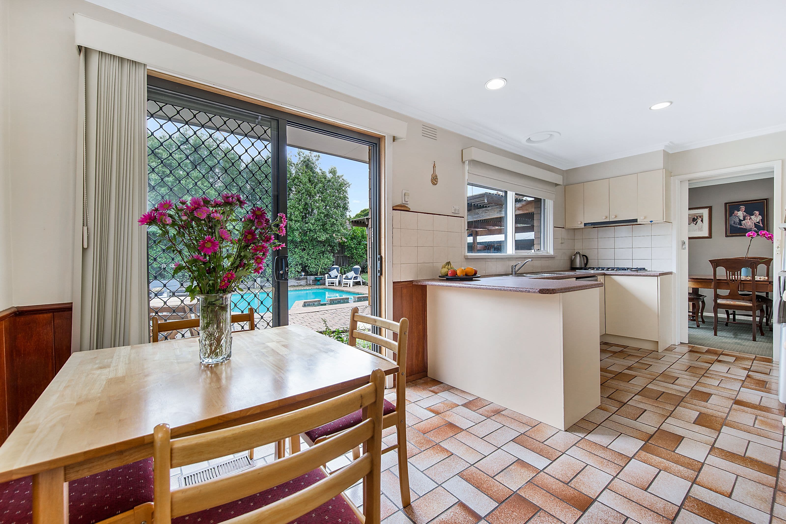 15 Mackellar Avenue, Wheelers Hill VIC 3150, Wheelers Hill - Thumbnail 4