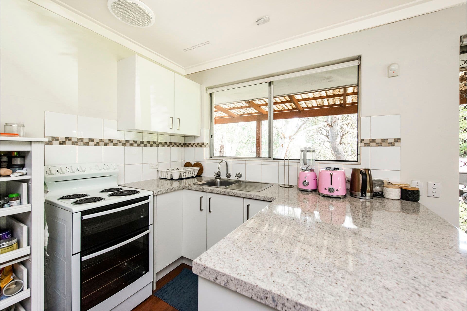25 Trafalgar Road, Lesmurdie WA 6076, Lesmurdie - Thumbnail 5