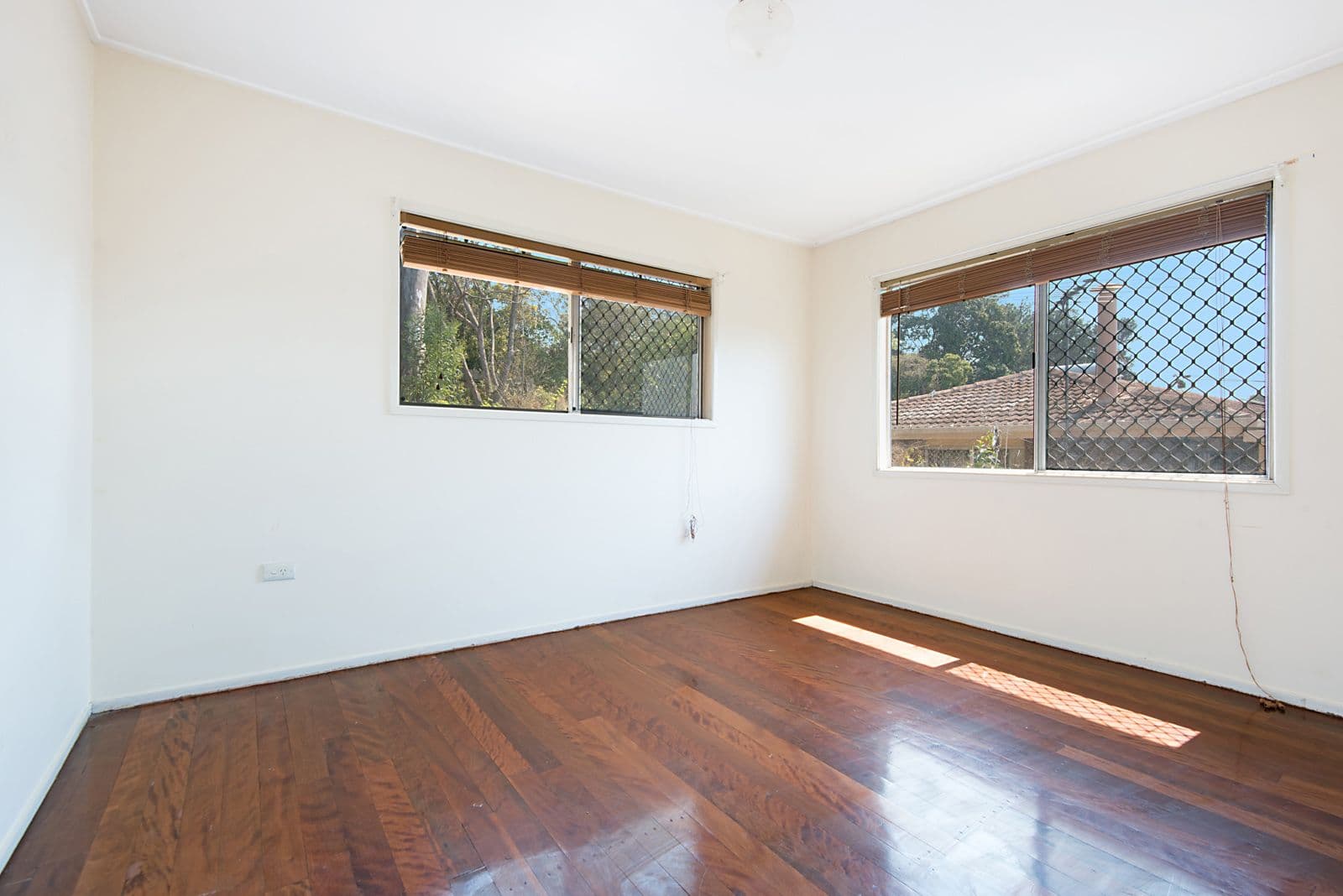 10 Hill Street, Kingston QLD 4114, Kingston - Thumbnail 4
