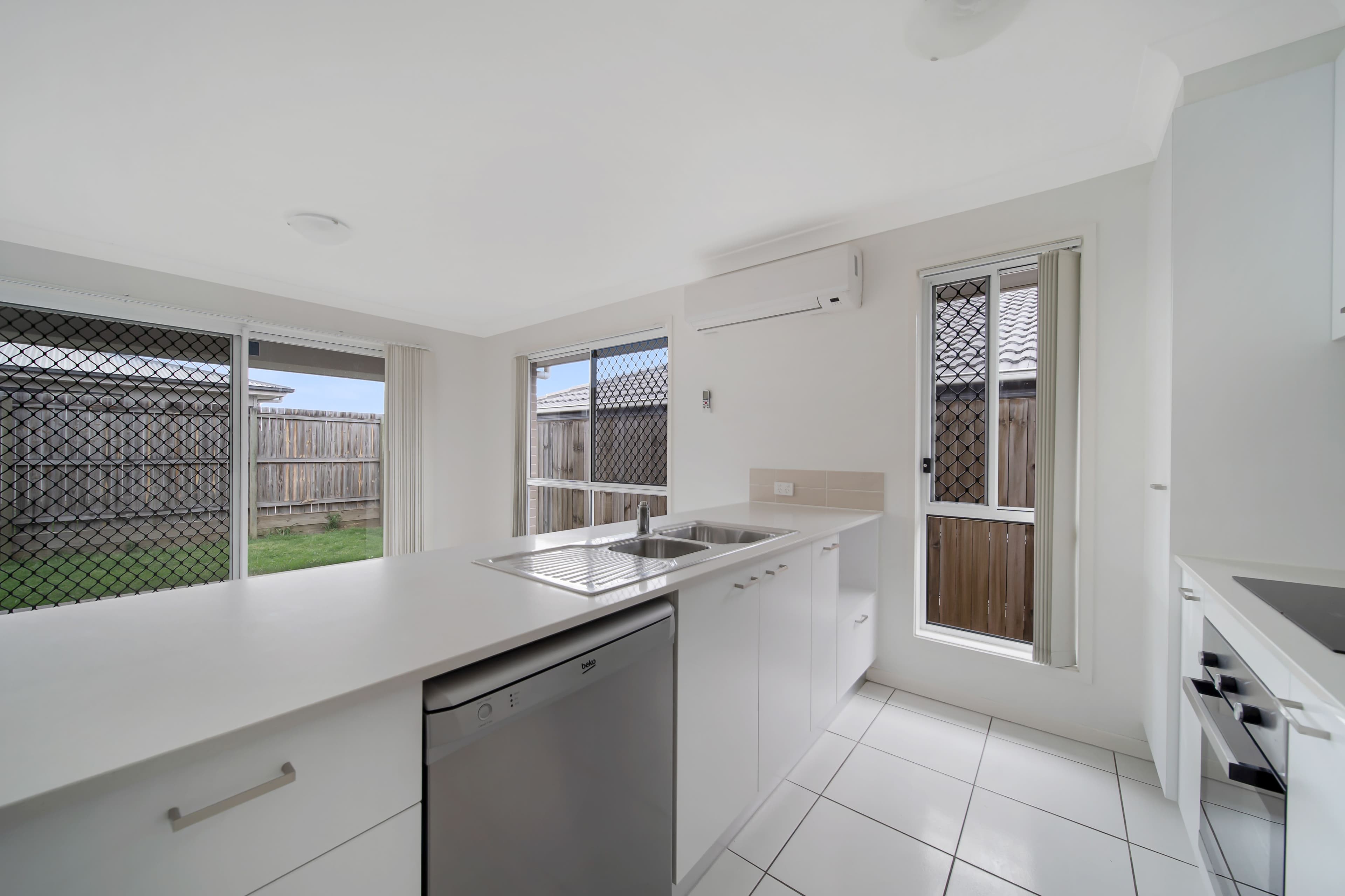 9 Olivine Circuit, Yarrabilba QLD 4207, Yarrabilba - Thumbnail 2