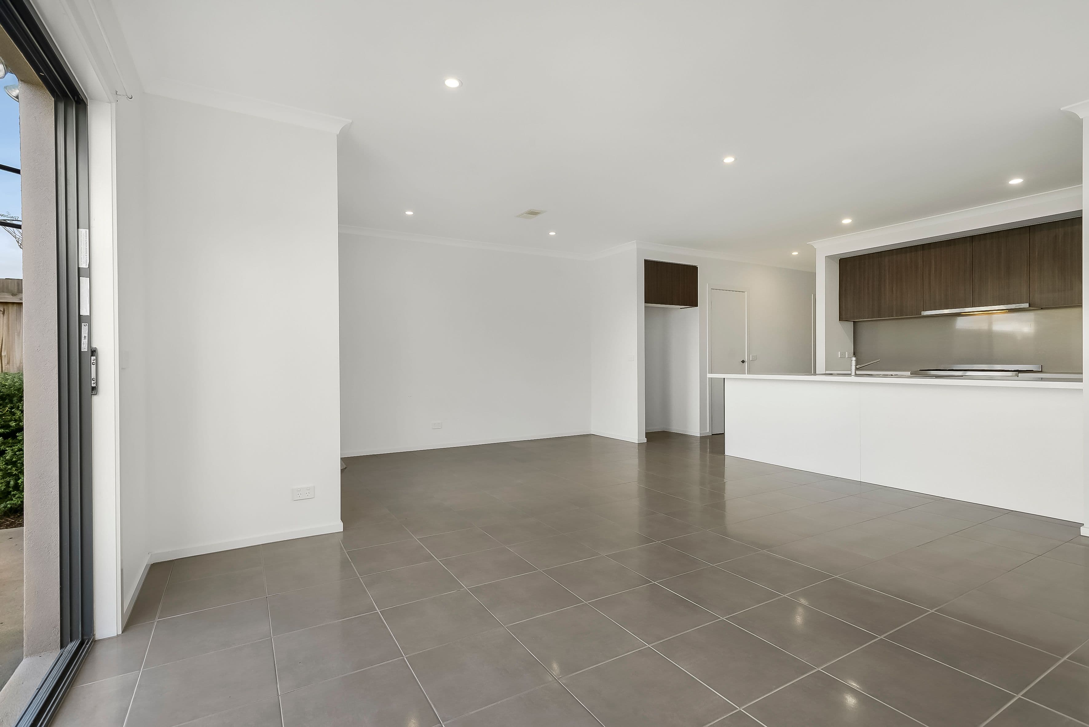36 Linden Drive, Keysborough VIC 3173, Keysborough - Thumbnail 2