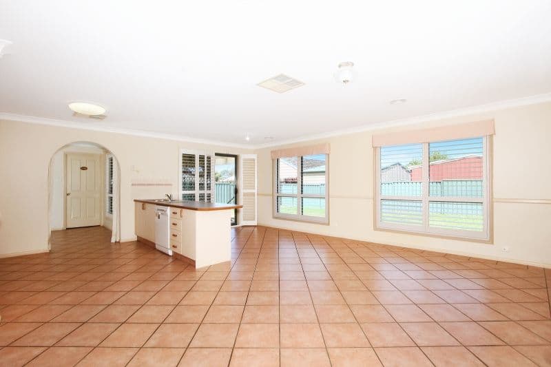 16 Rex Street, Goulburn - Thumbnail 2