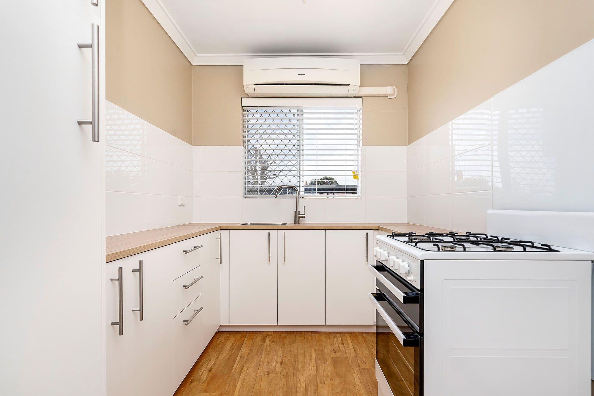 2/30 Waterford Street, Inglewood WA 6052, Inglewood - Thumbnail 2