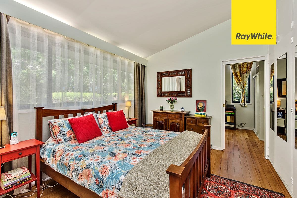 13 Bussell Crescent, Cook ACT 2614, Cook - Thumbnail 7