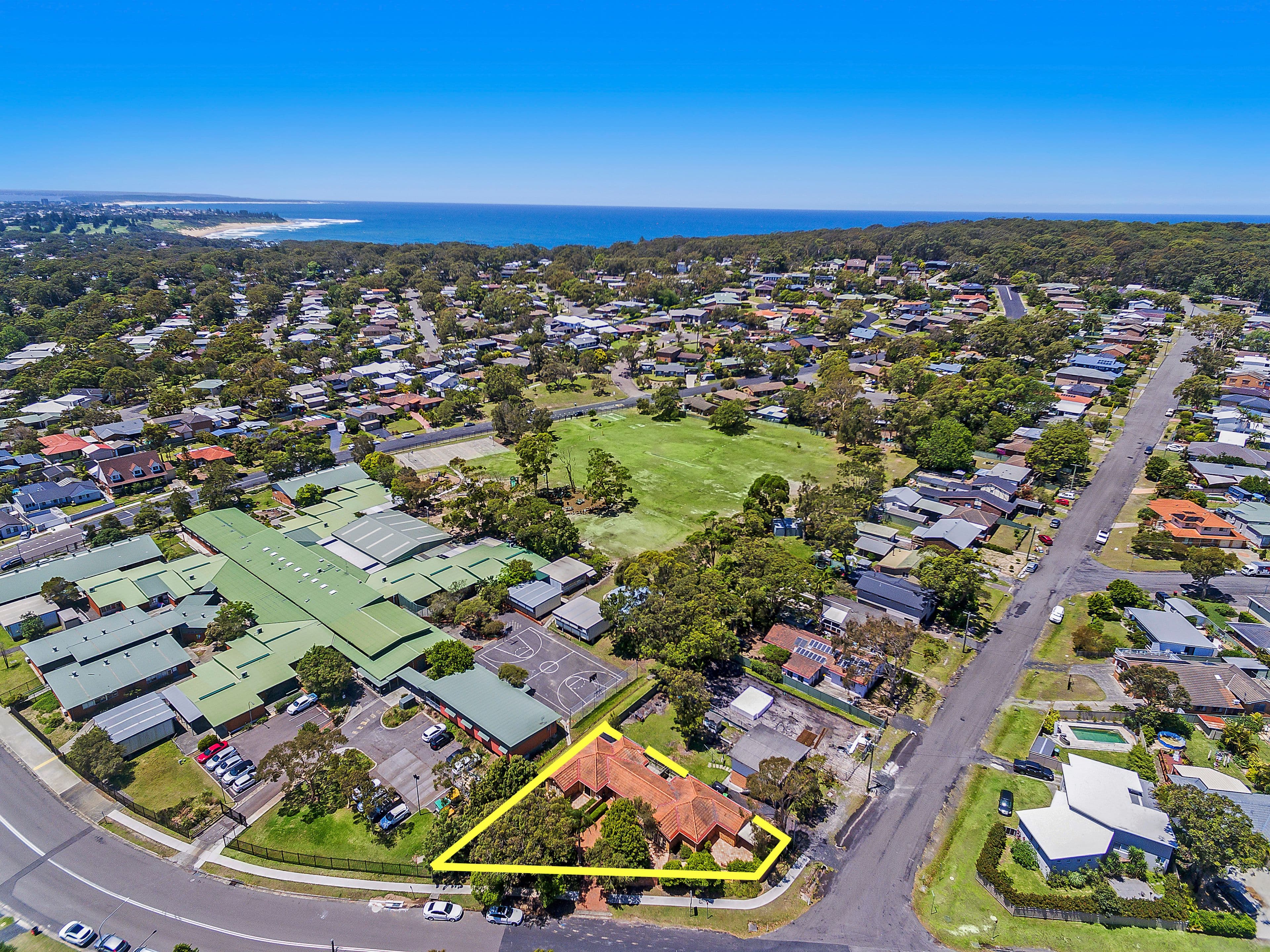 2 Keats Avenue, Bateau Bay NSW 2261, Bateau Bay - Thumbnail 8