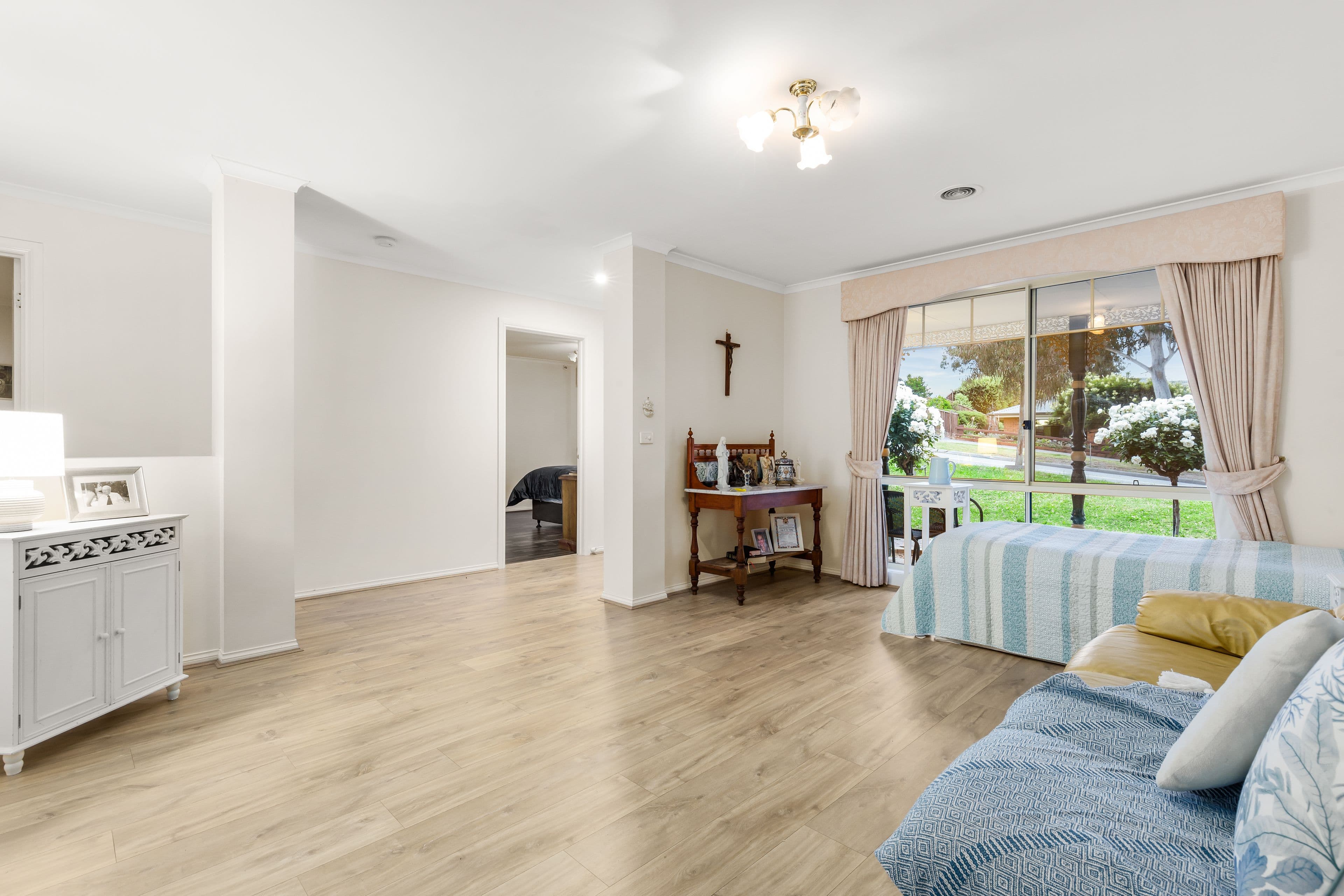 30 Pioneers Crescent, Pakenham VIC 3810, Pakenham - Thumbnail 3