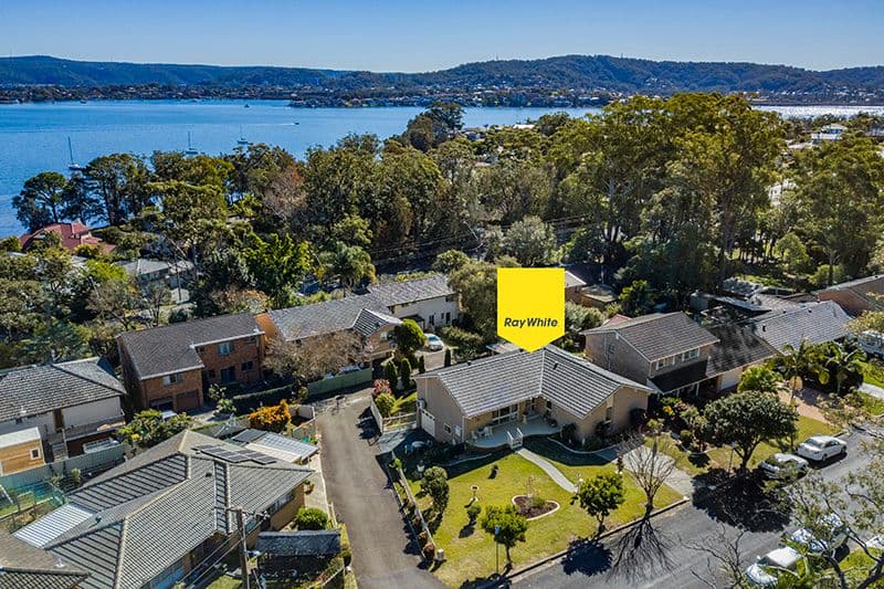 10 Pindari Terrace, Green Point - Thumbnail 2