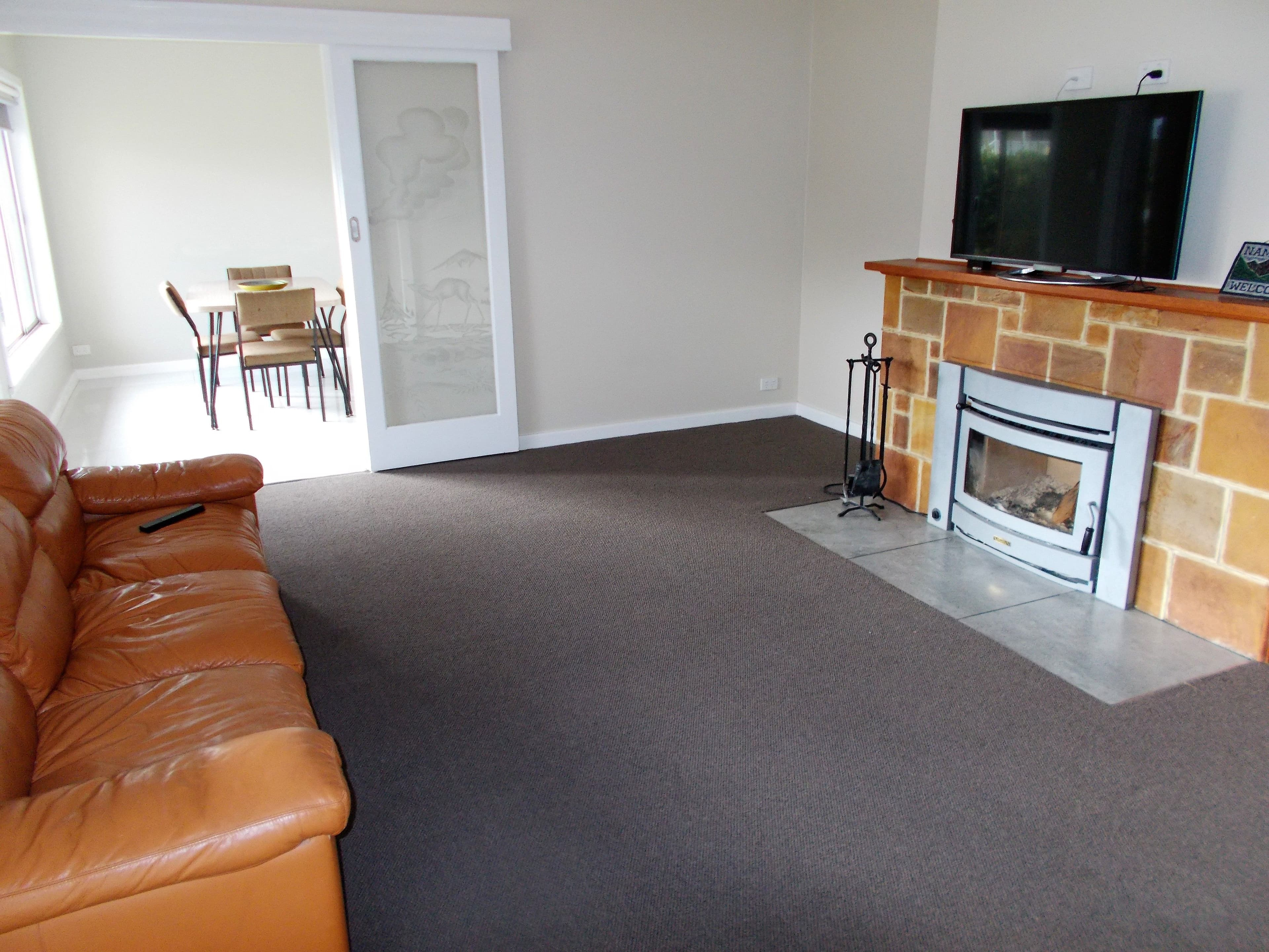 327 Weeroona Drive, WAMBOIN NSW 2620, Wamboin - Thumbnail 5