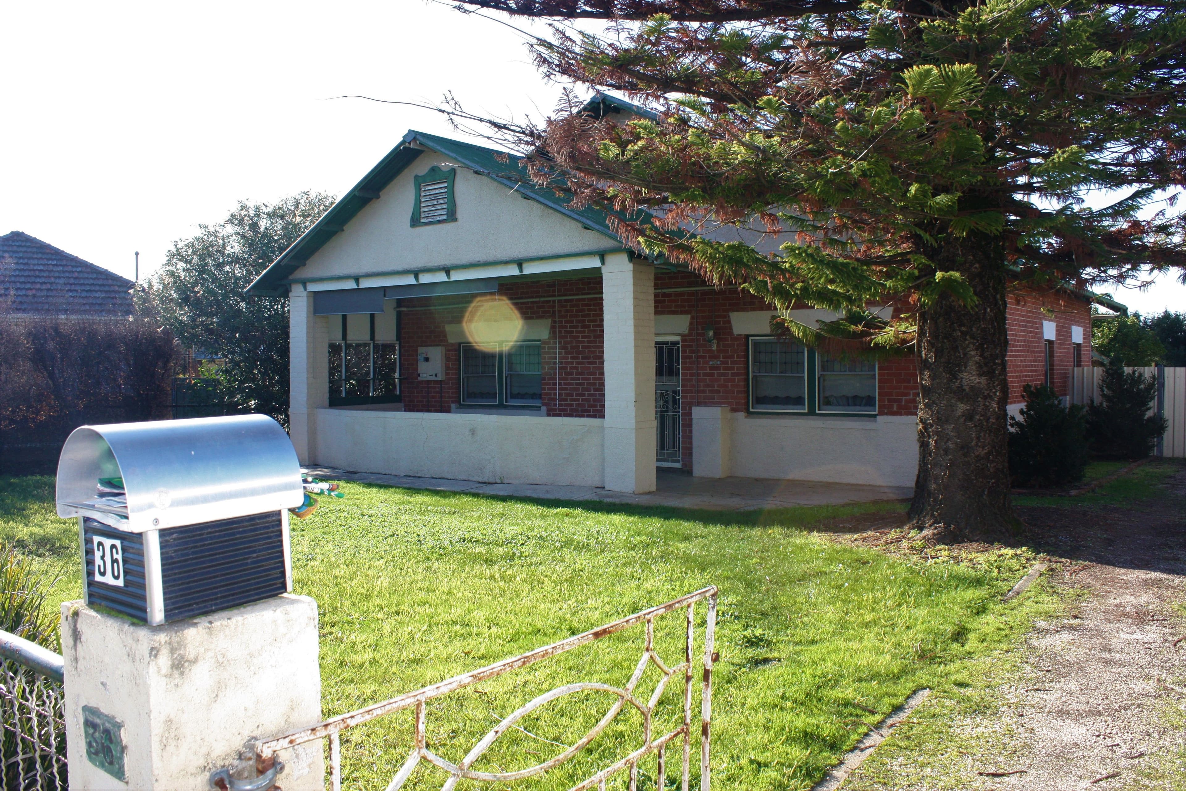 36 Bow Street, Corowa - Thumbnail 2