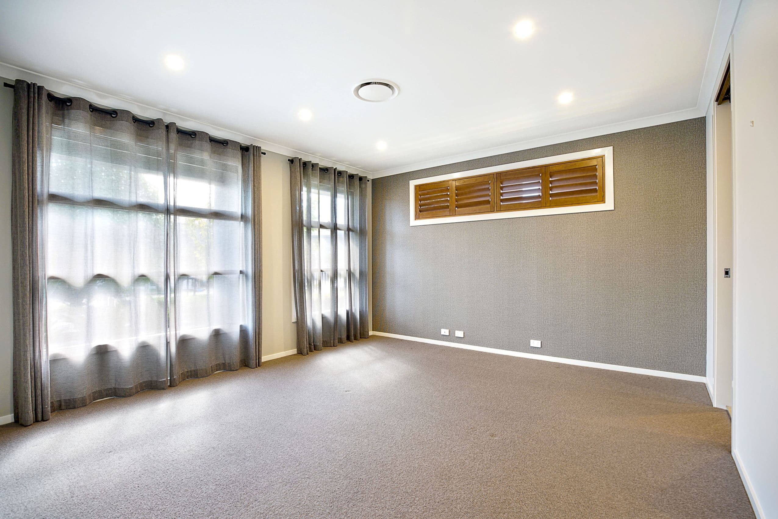 96 Bradley Street, Glenmore Park - Thumbnail 8