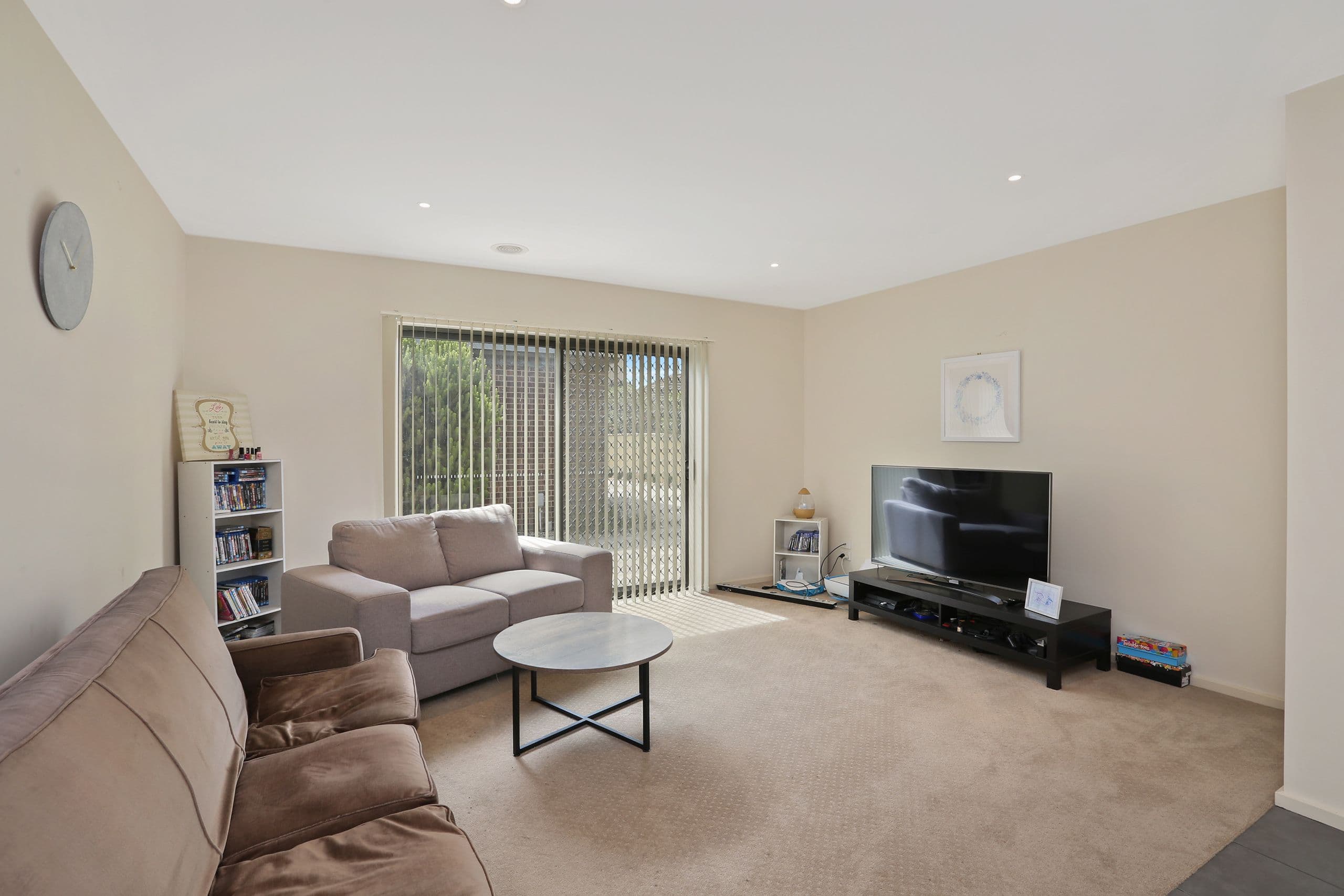 36 Myrtle Grove, North Shore VIC 3214, North Shore - Thumbnail 3