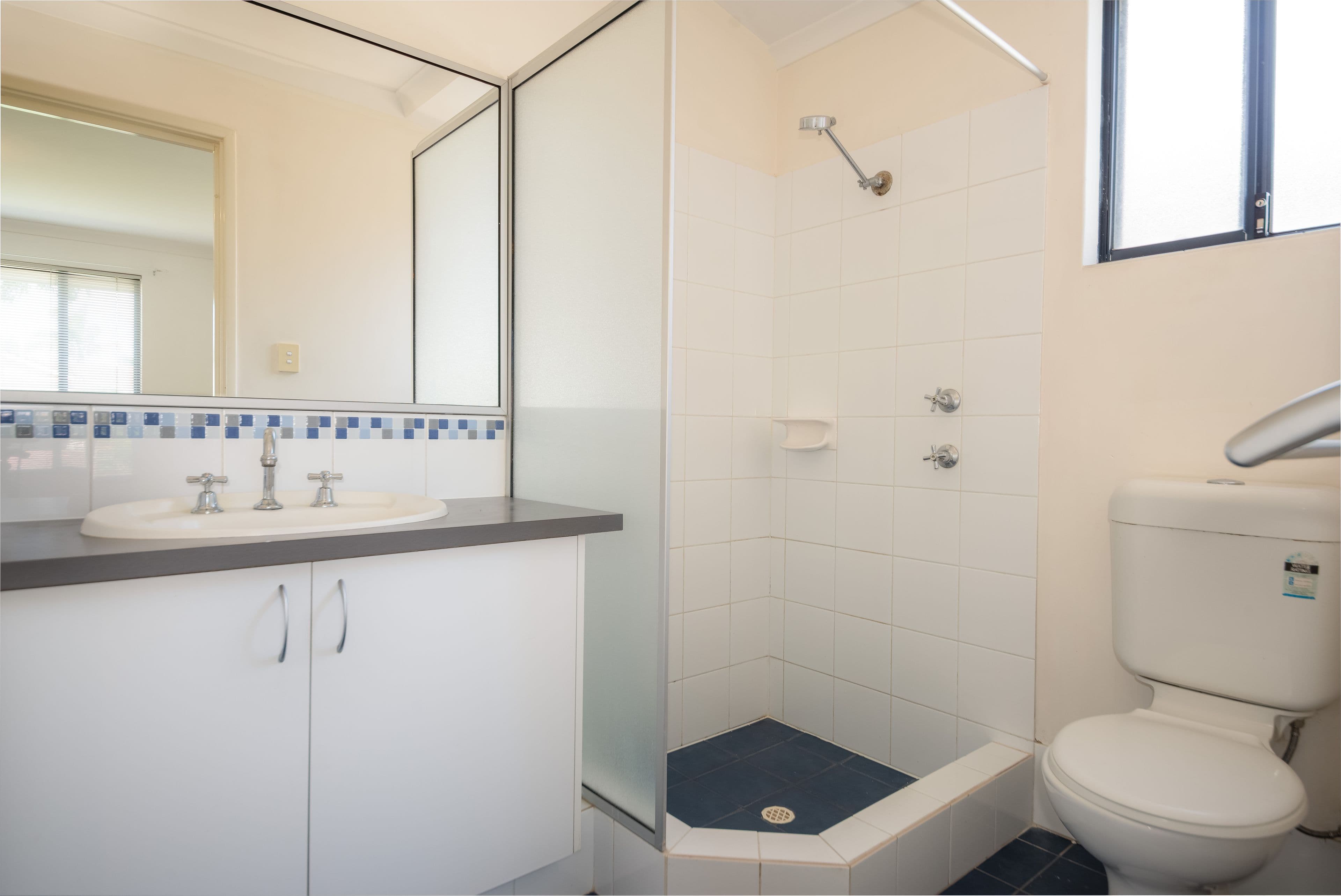 9 Orchid Drive, Glen Iris WA 6230, Glen Iris - Thumbnail 4