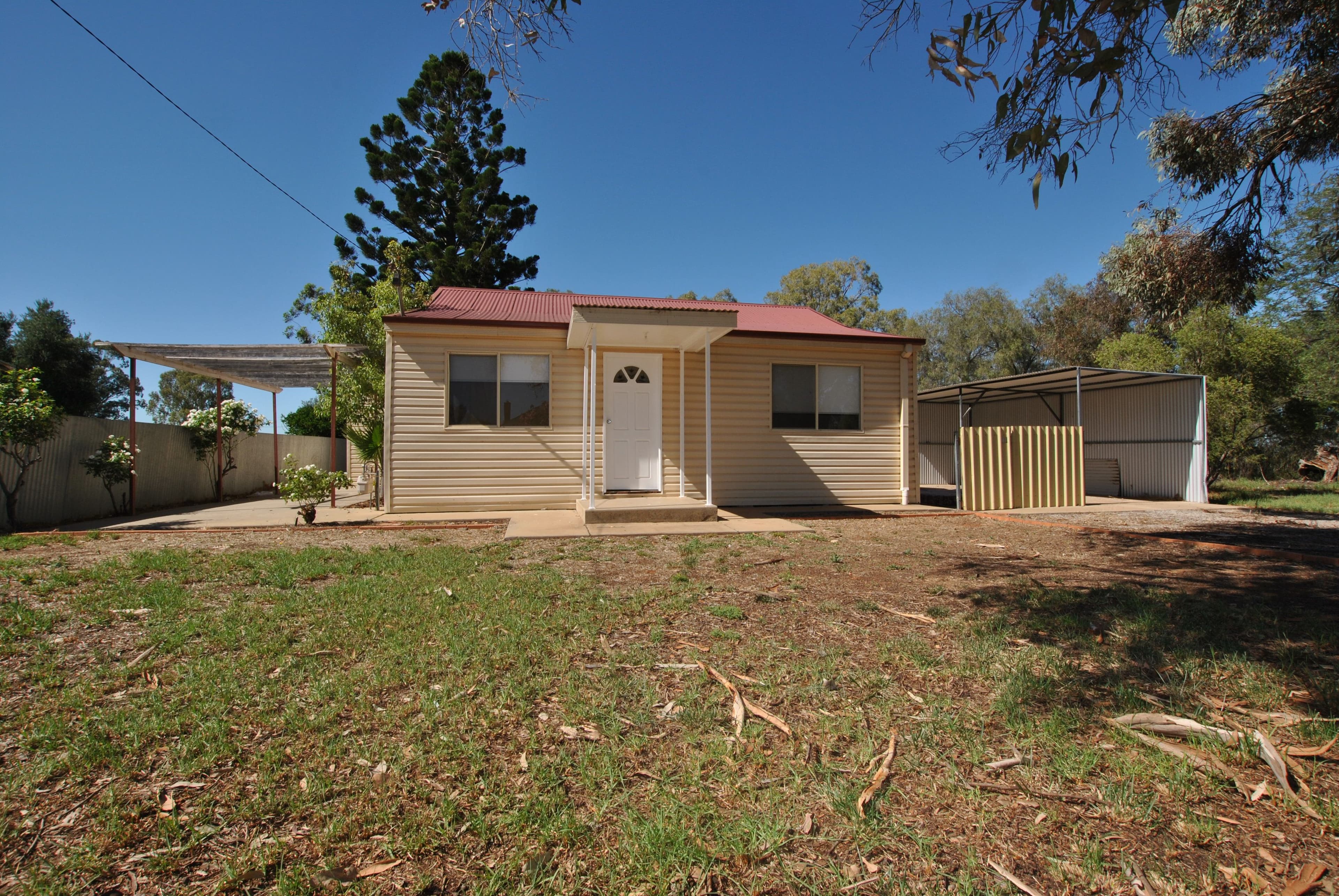 8 Wattle Street, Hanwood - Thumbnail 3