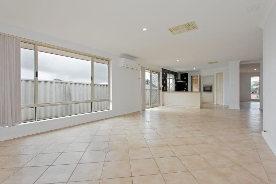 23 Dandenong Way, Alexander Heights WA 6064, Alexander Heights - Thumbnail 6