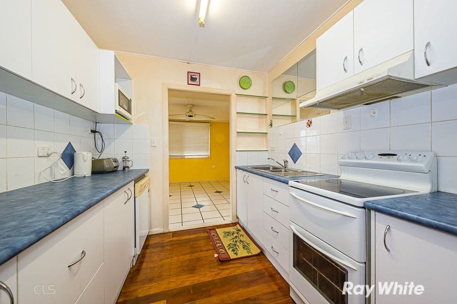 17 Sunset Avenue, Bongaree QLD 4507, Bongaree - Thumbnail 6
