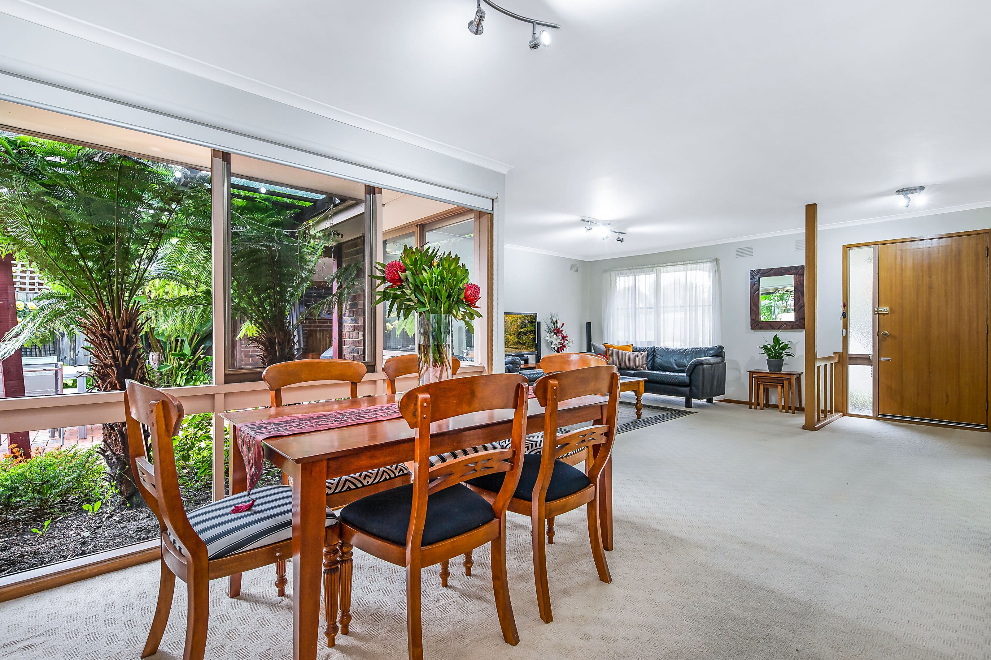 75 Galahad Crescent, Glen Waverley VIC 3150, Glen Waverley - Thumbnail 4