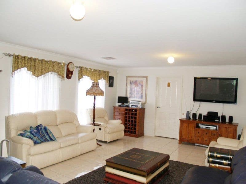 1 Bluebell Road, Windsor Gardens SA 5087, Windsor Gardens - Thumbnail 4