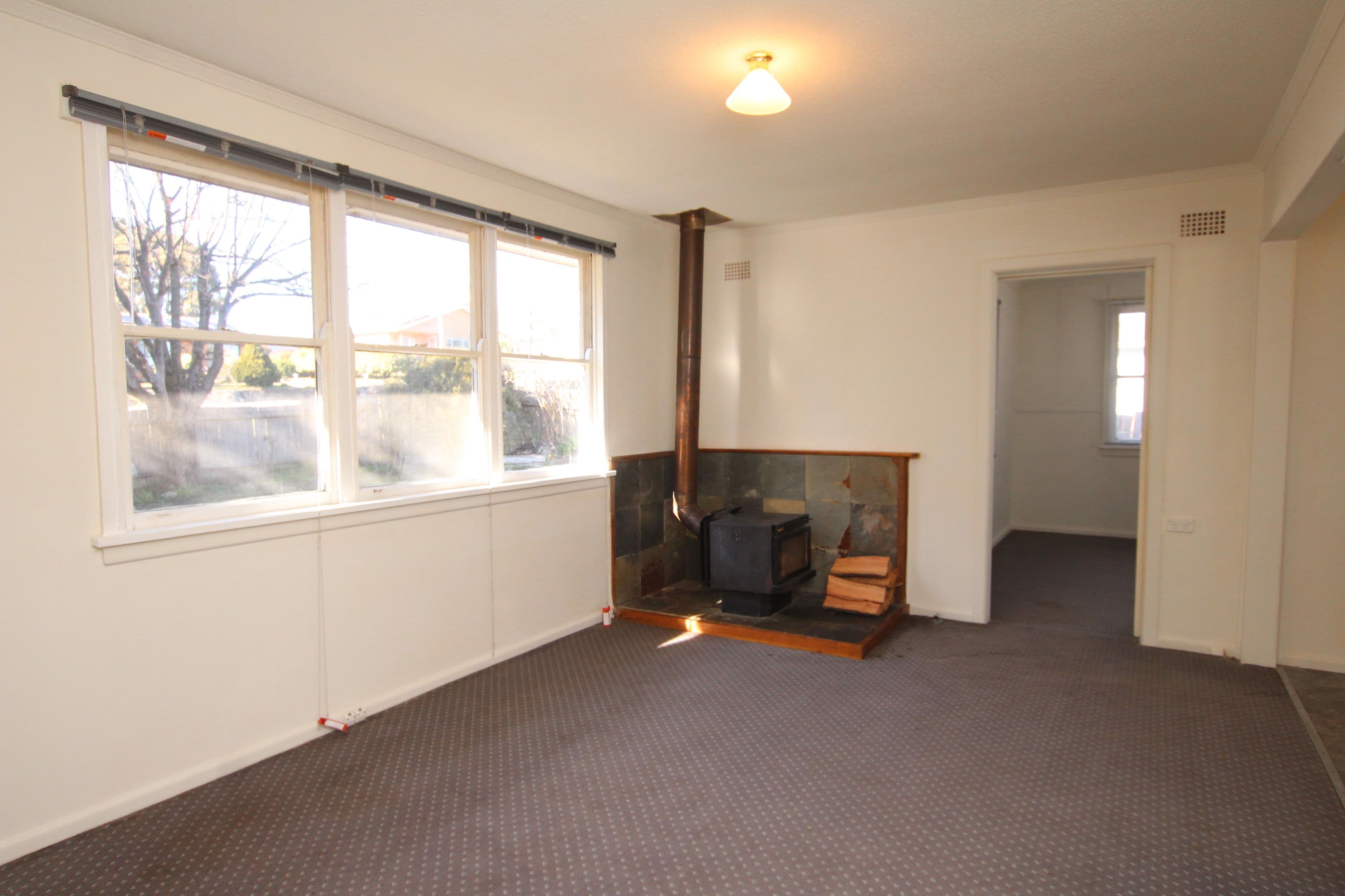 121 North Street, Oberon NSW 2787, Oberon - Thumbnail 2