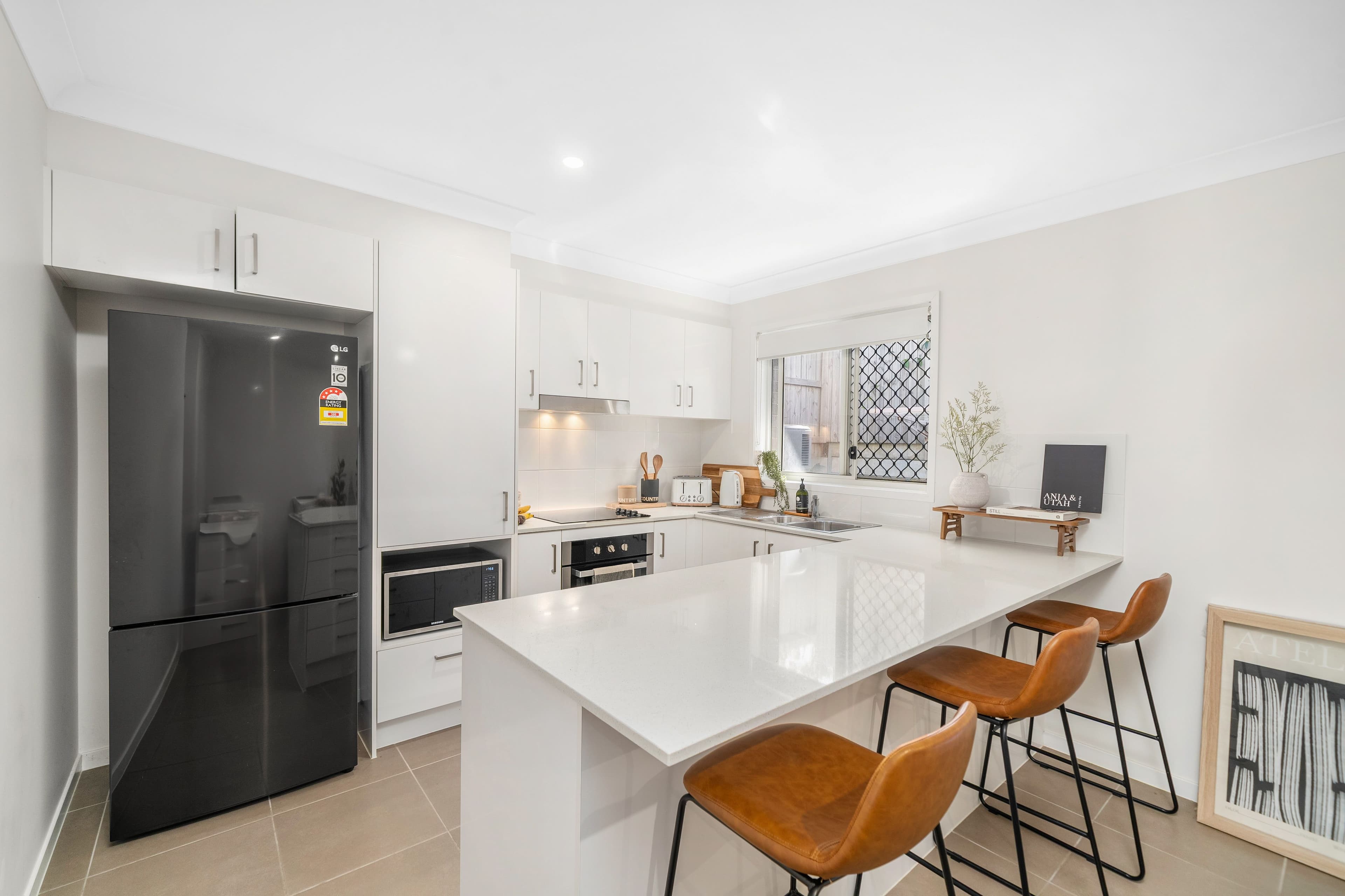 11 Chelmsford Road, Mango Hill QLD 4509, Mango Hill - Thumbnail 2