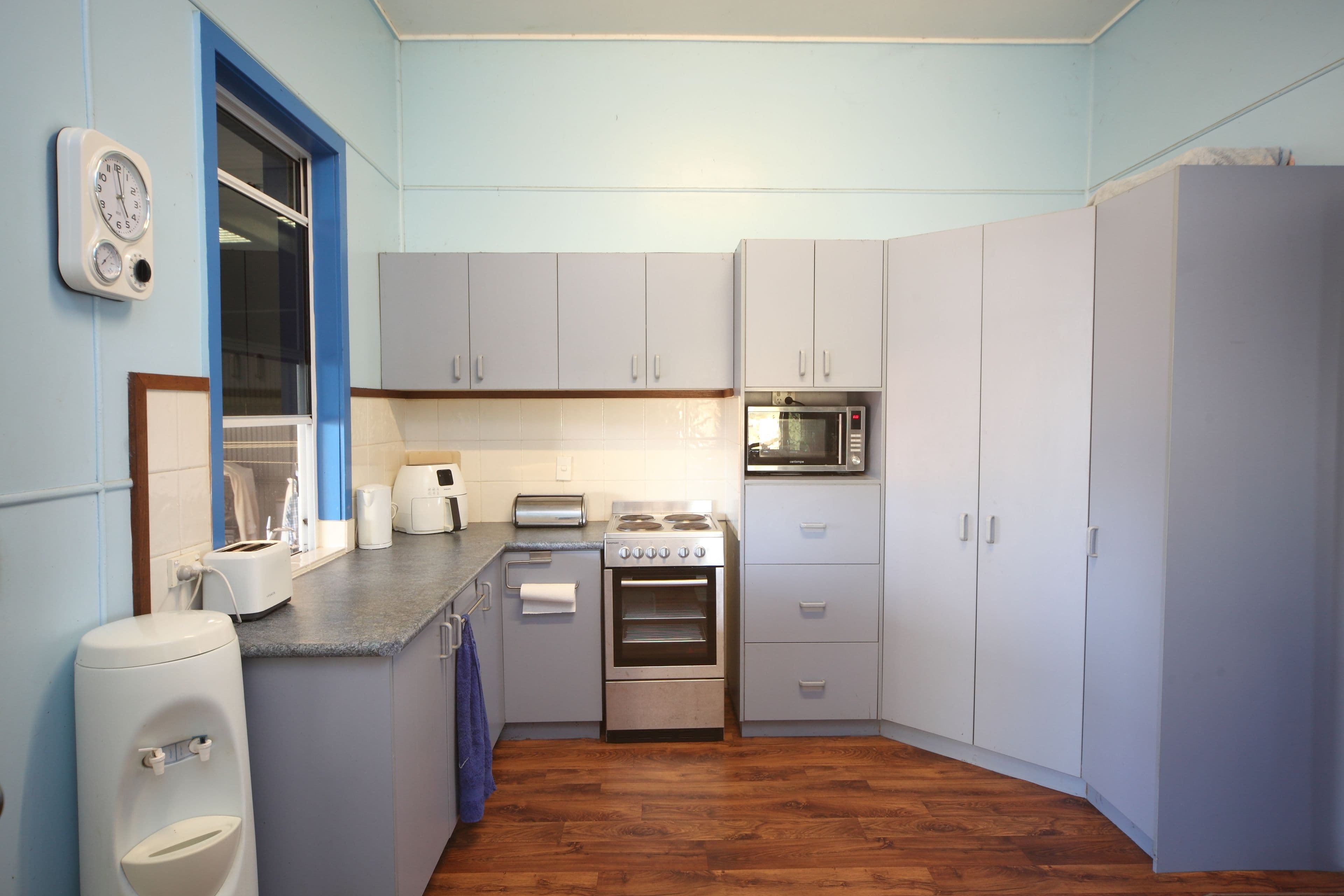 382 Gregory Highway, Emerald QLD 4720, Emerald - Thumbnail 5