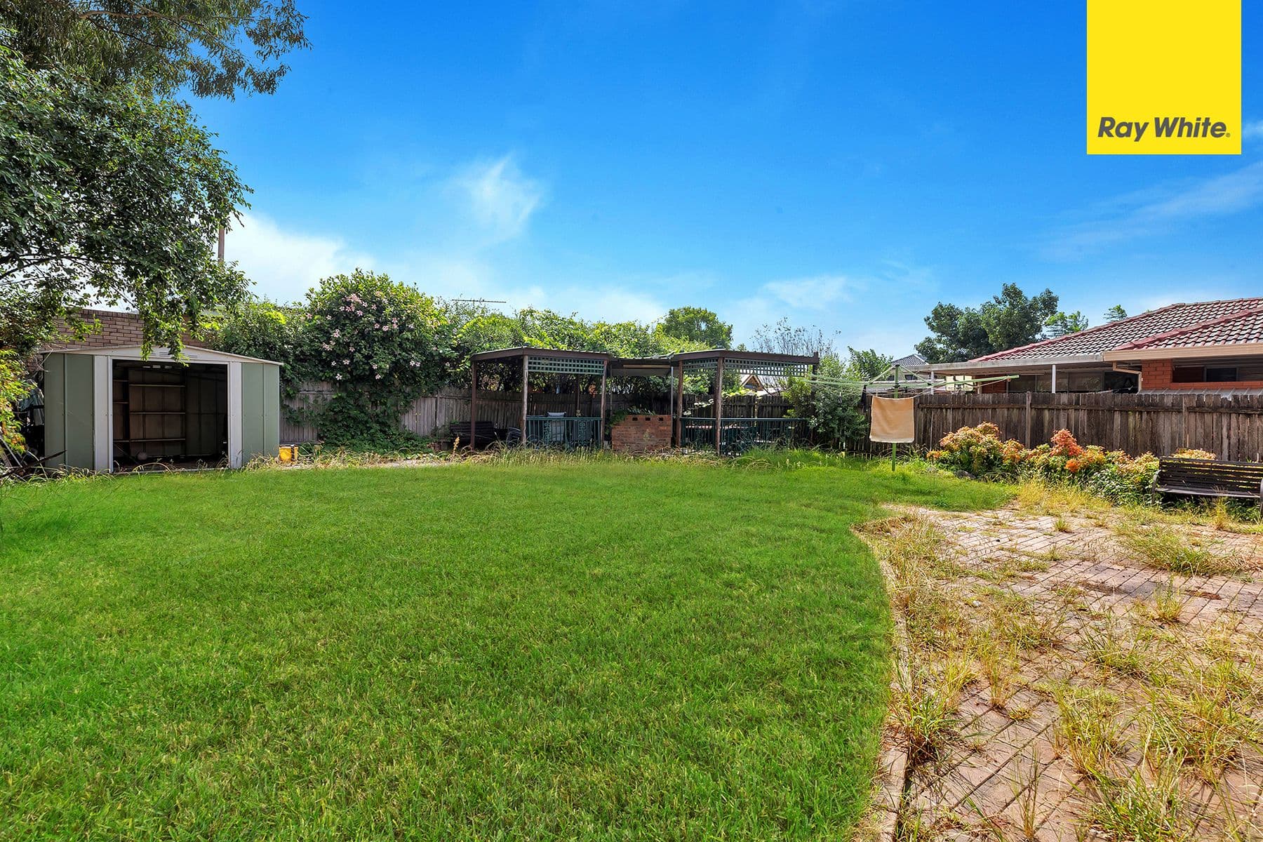 1 Maple Court, Greenacre - Thumbnail 7