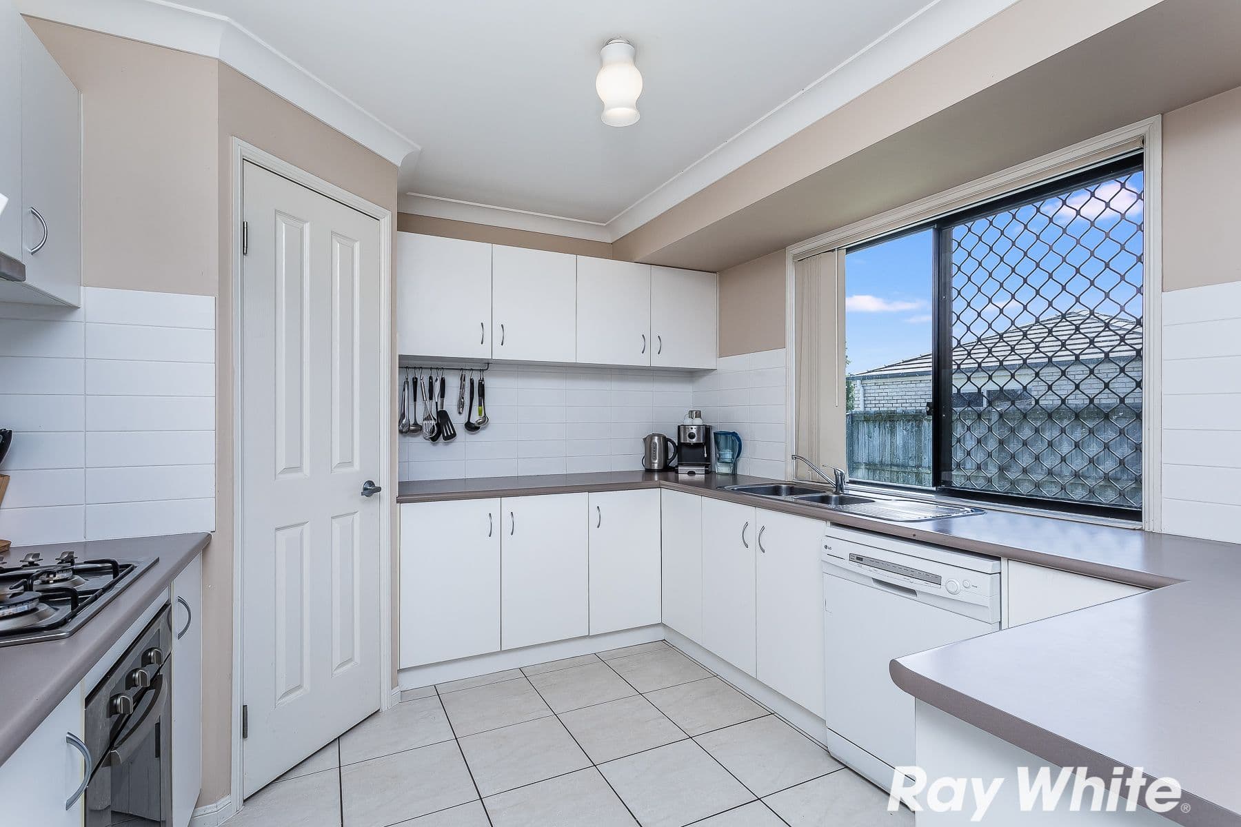 19 Denson Street, Morayfield QLD 4506, Morayfield - Thumbnail 3