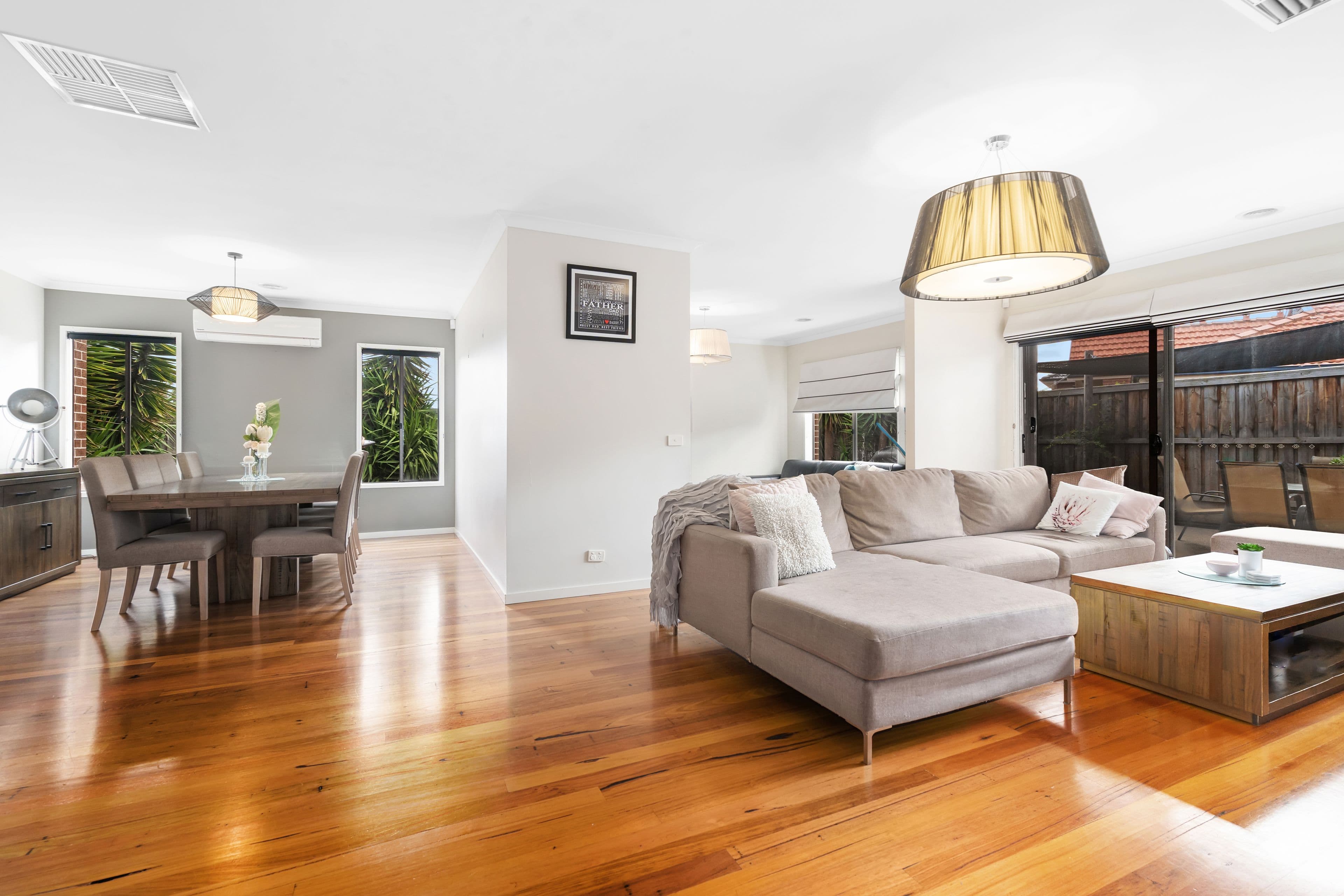 1 Songbird Crescent, South Morang VIC 3752, South Morang - Thumbnail 3