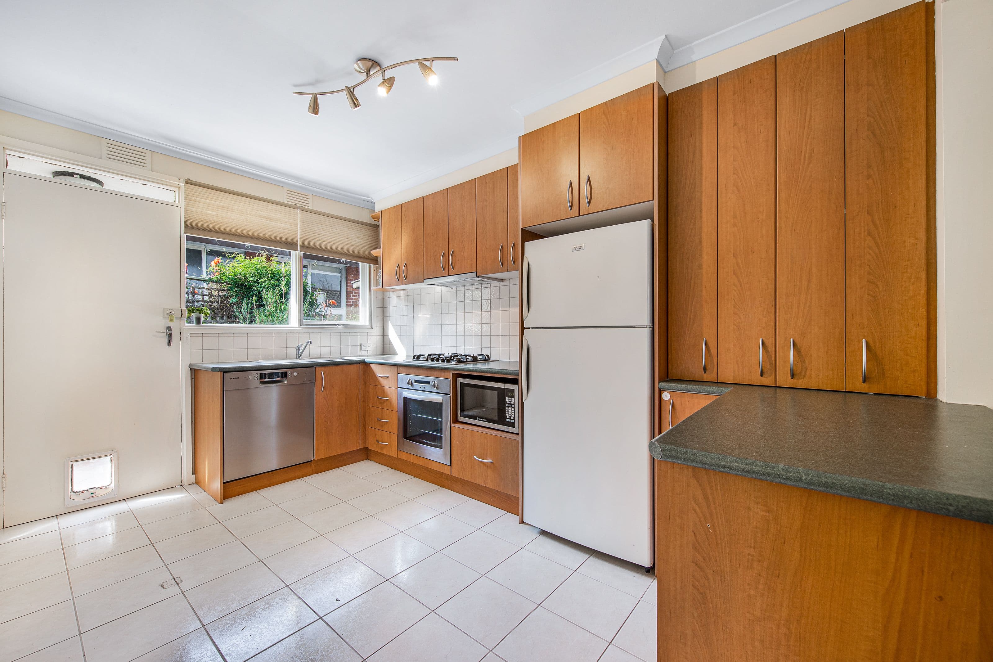 6-8 Queens Parade, Ashwood VIC 3147, Ashwood - Thumbnail 4