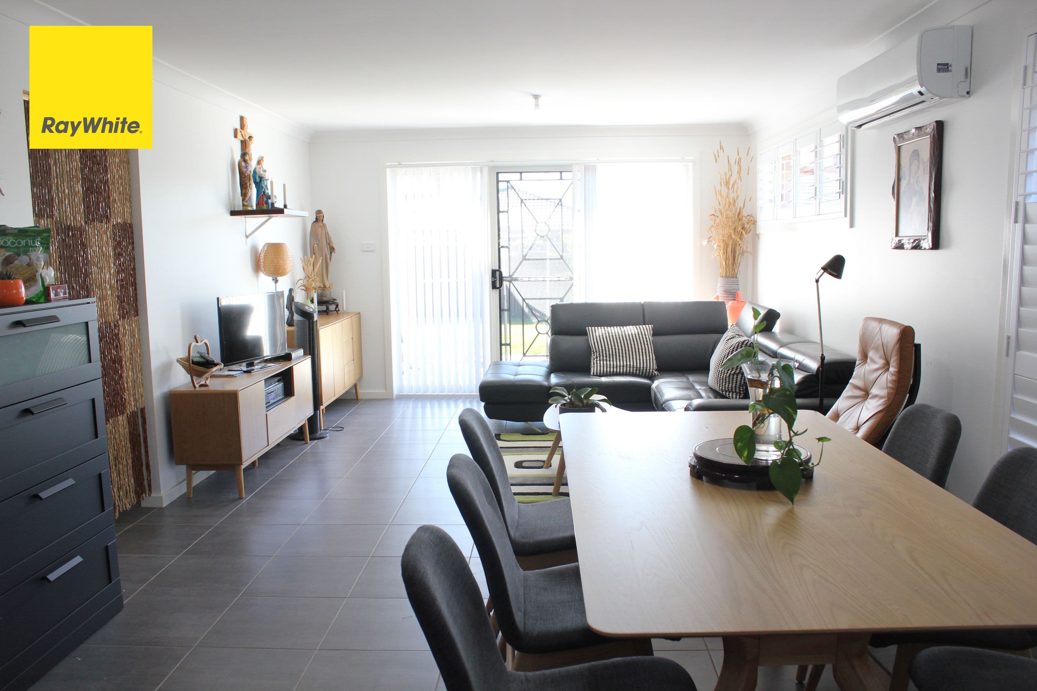 78 Tamworth Crescent, Hoxton Park - Thumbnail 2