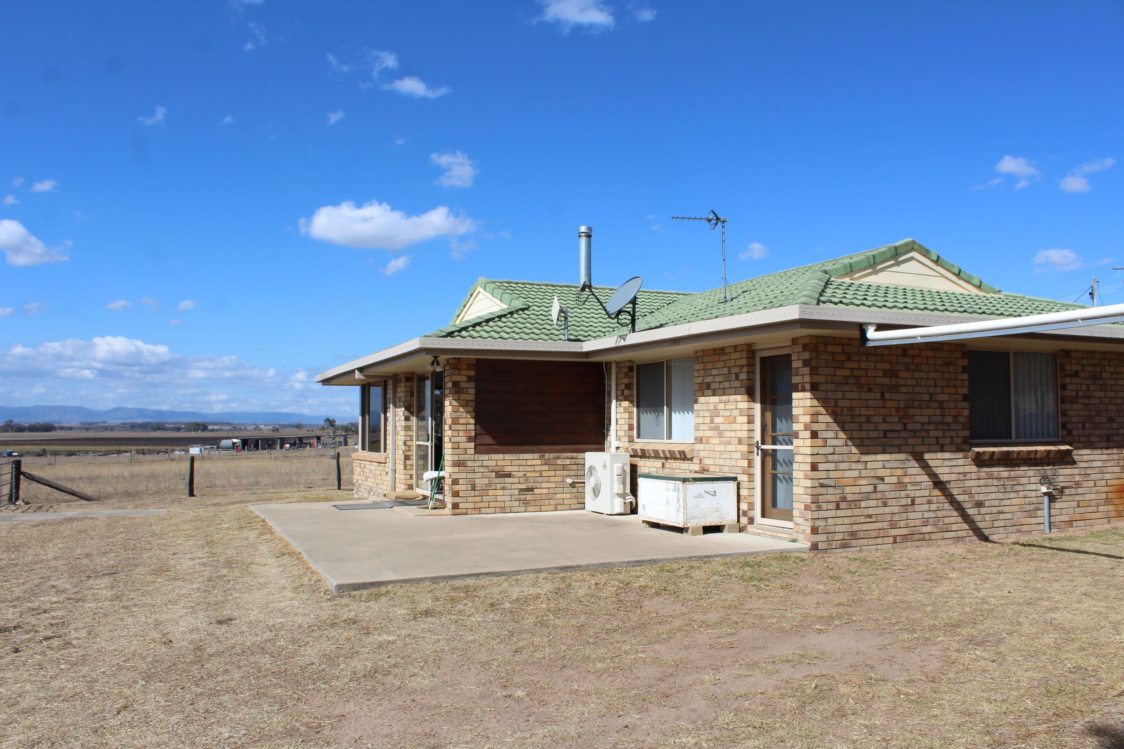 83 Canningvale Road, Warwick QLD 4370, Warwick - Thumbnail 2