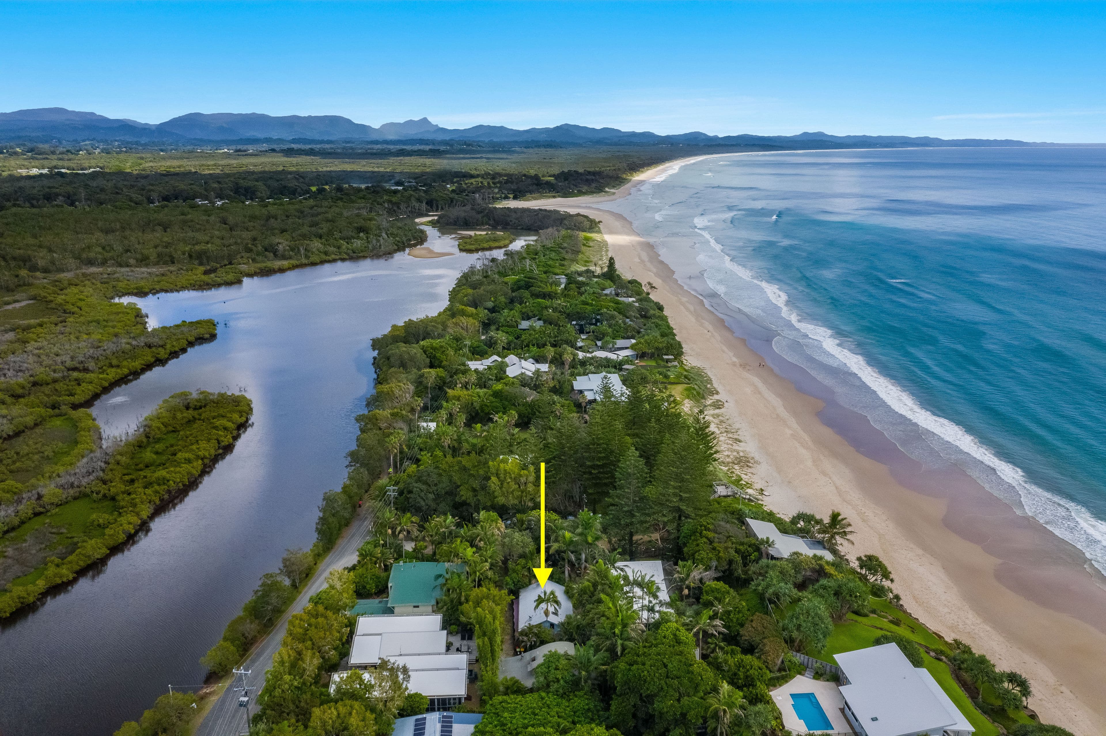 2A Manfred Street, Byron Bay NSW 2481, Byron Bay - Image 1