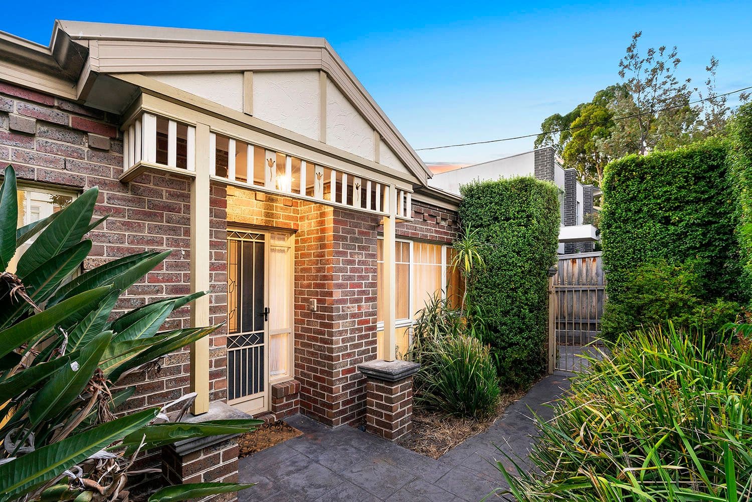 3 Garfield Street, Cheltenham VIC 3192, Cheltenham - Thumbnail 2