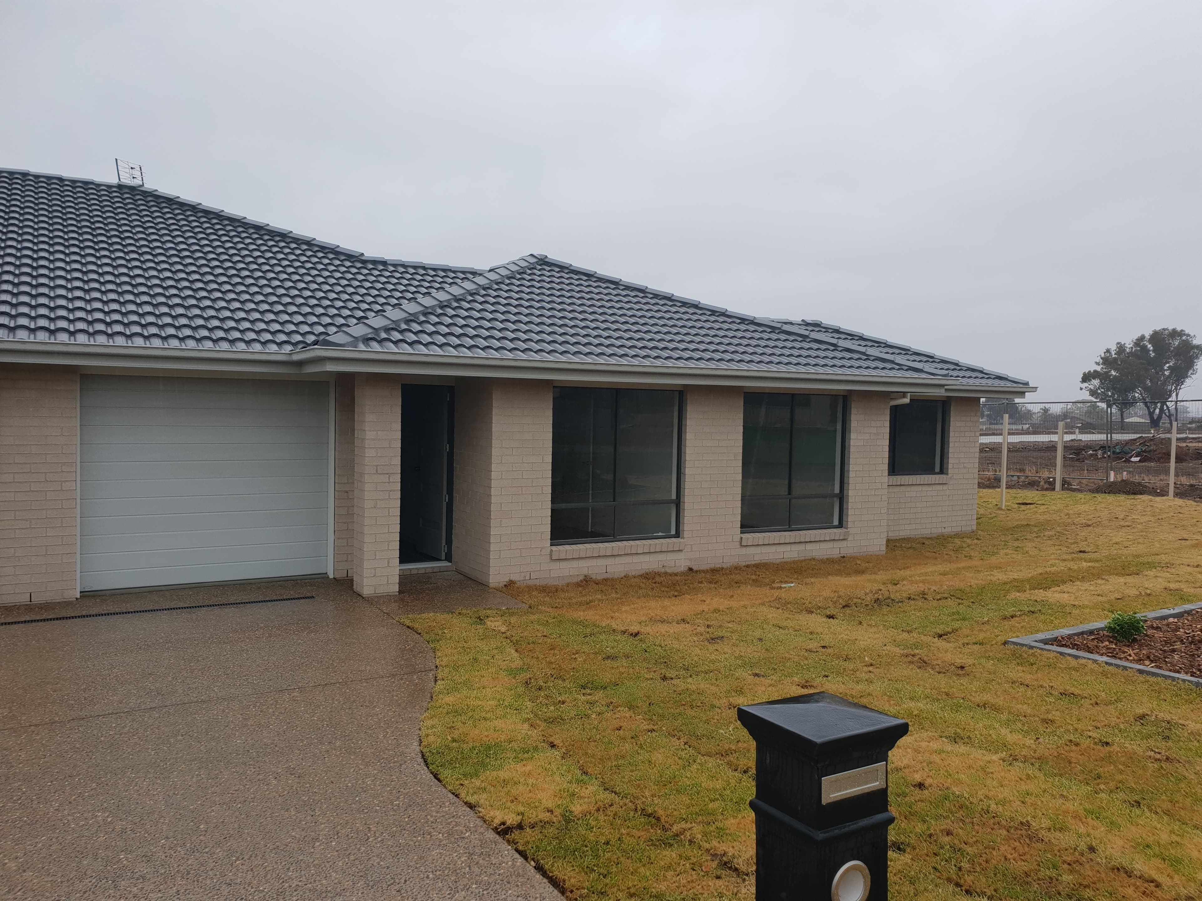 1/11A Allawah Street, Tamworth NSW 2340, Tamworth - Thumbnail 2