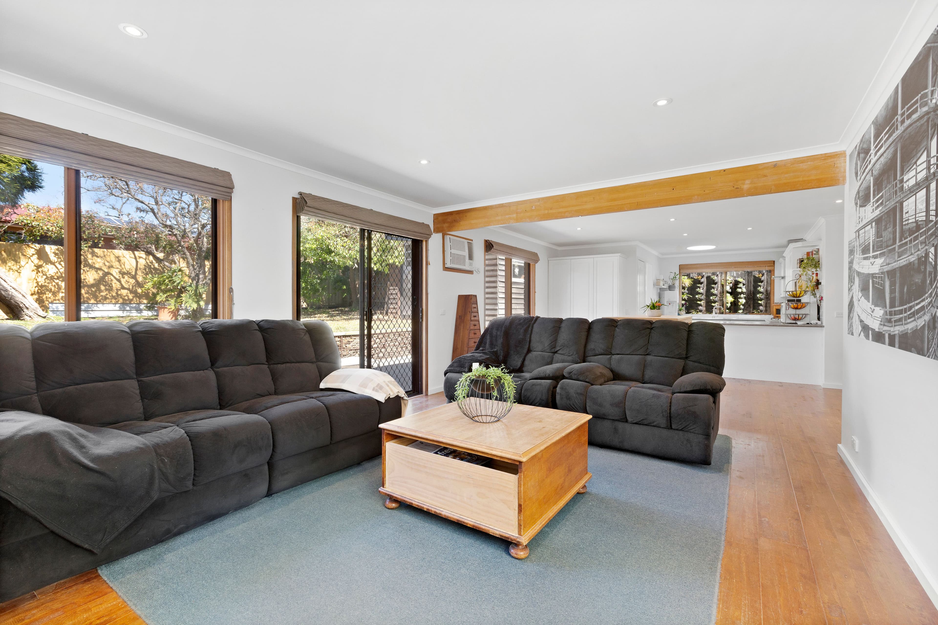 18 Hayden Road, Clayton South VIC 3169, Clayton South - Thumbnail 2