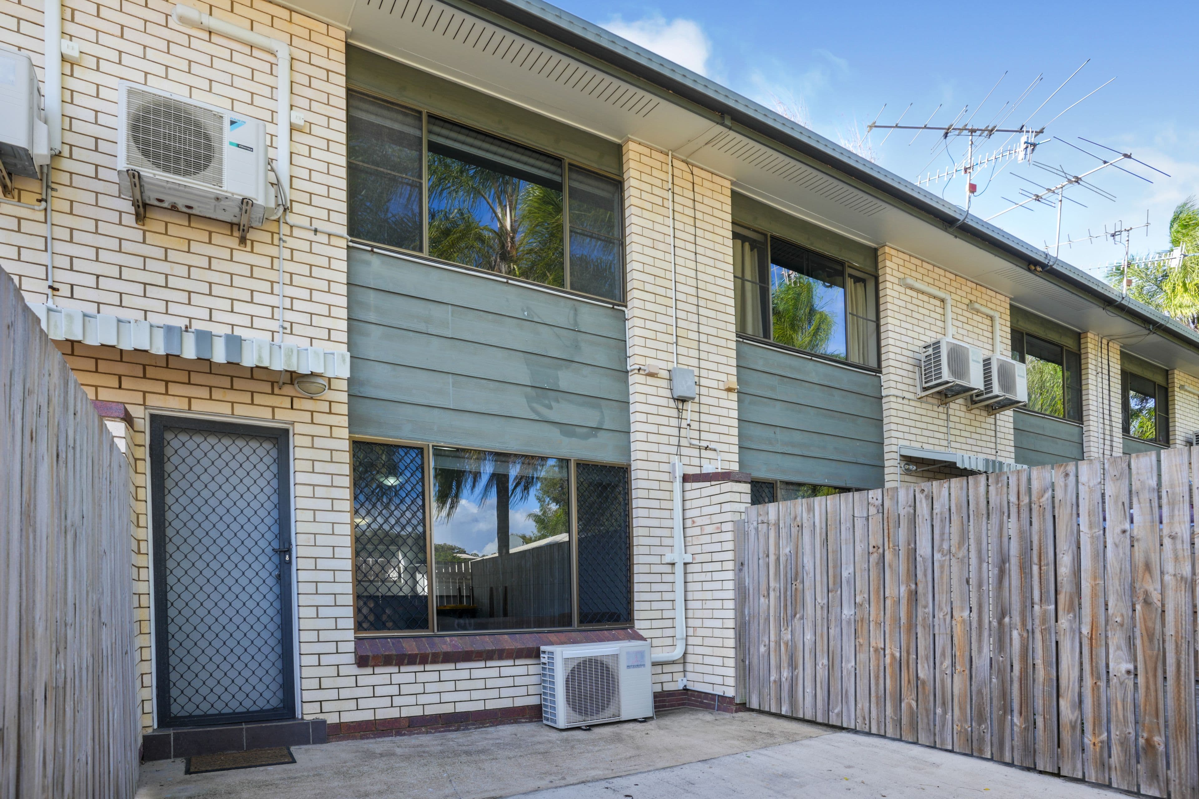 68 Ann Street, South Gladstone QLD 4680, South Gladstone - Thumbnail 2