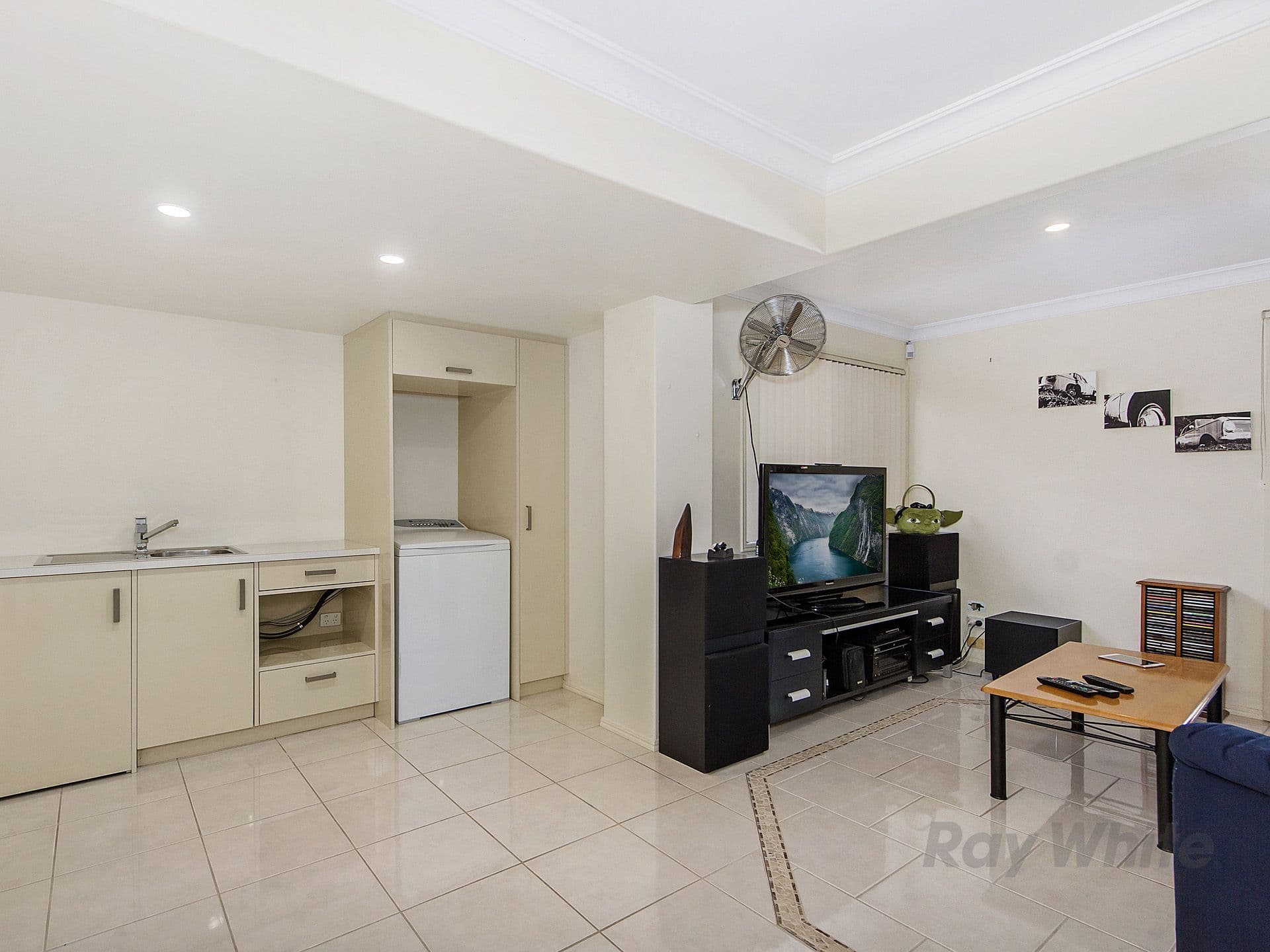 24 Trevina Crescent, Mount Warren Park QLD 4207, Mount Warren Park - Thumbnail 5