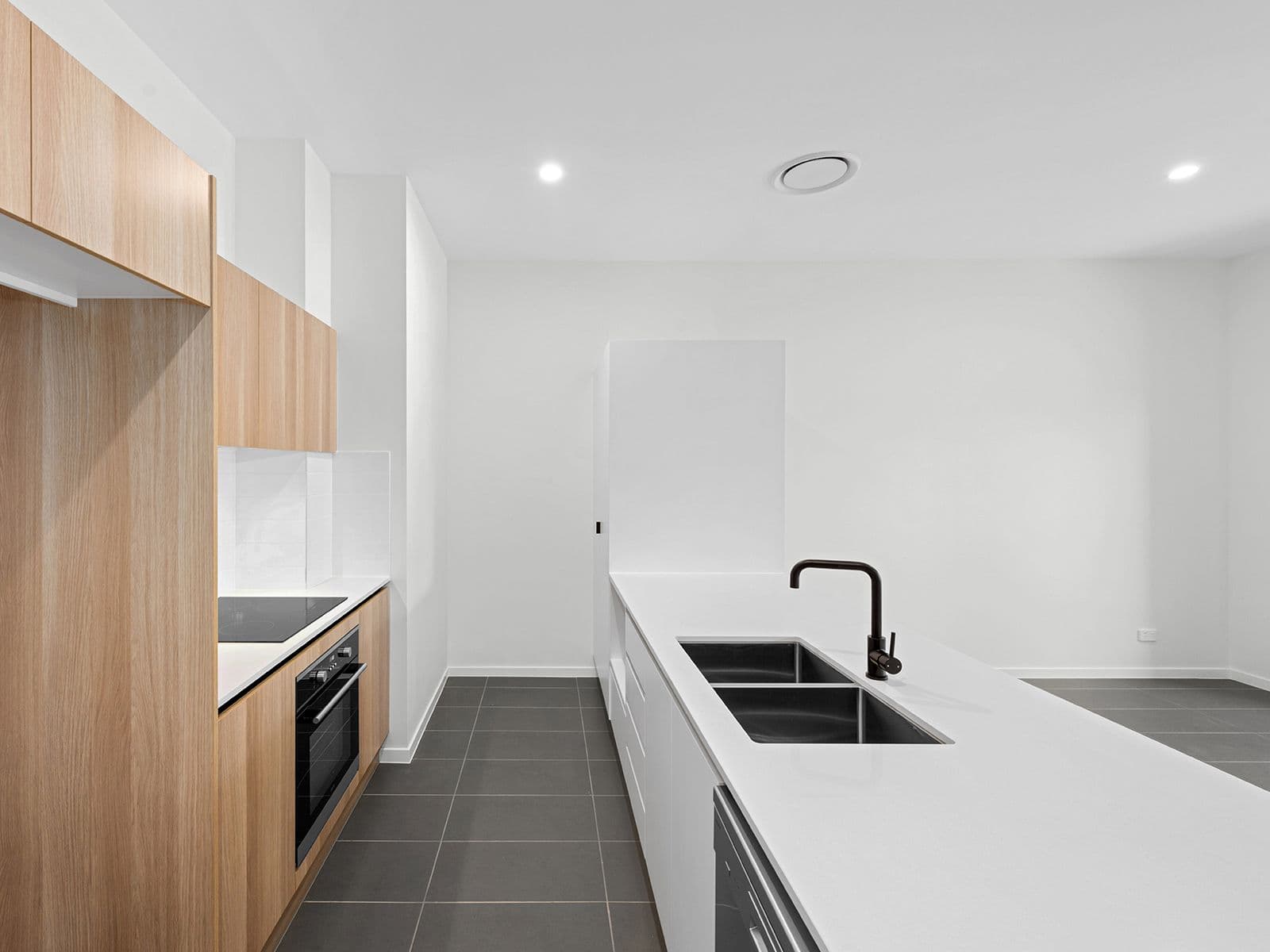50 Merlin Terrace, Kenmore QLD 4069, Kenmore - Thumbnail 2