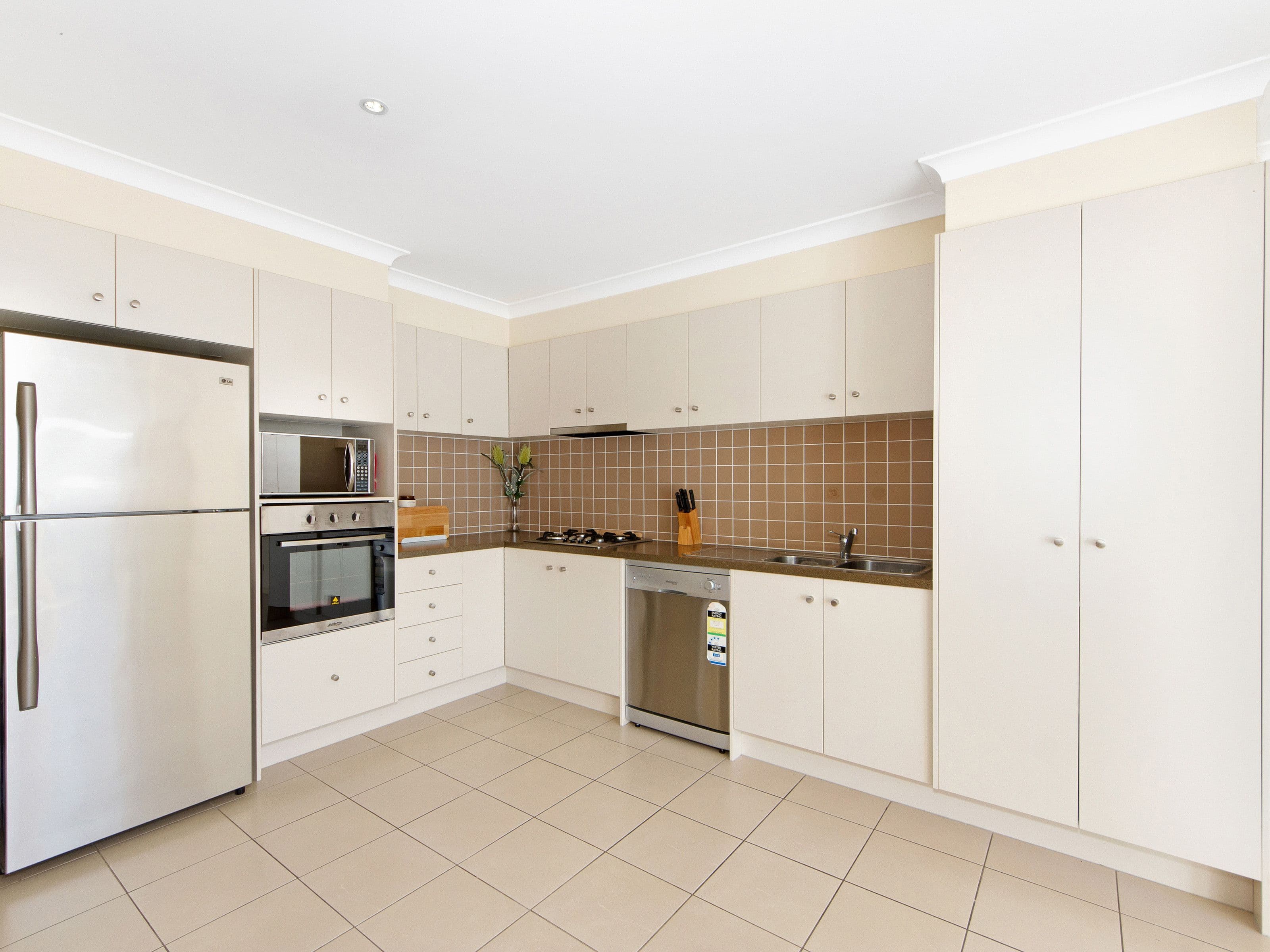 4 Maranoa Street, Coomera QLD 4209, Coomera - Thumbnail 3