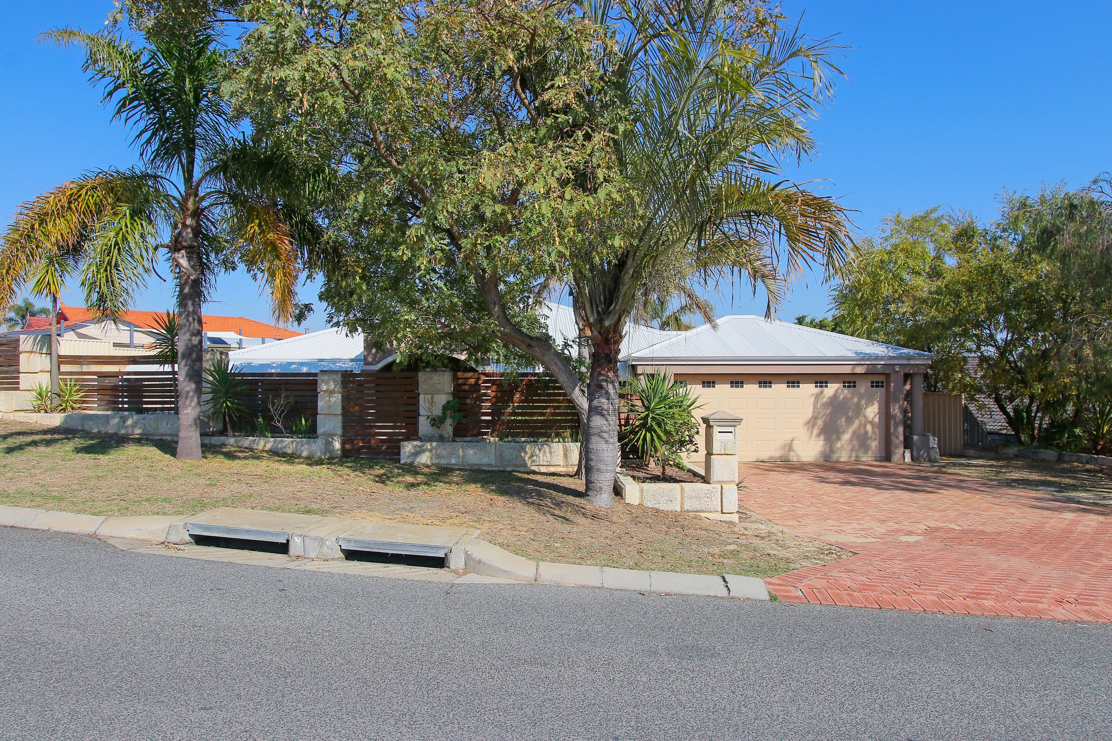23 Rockdale Pass, Landsdale WA 6065, Landsdale - Image 1