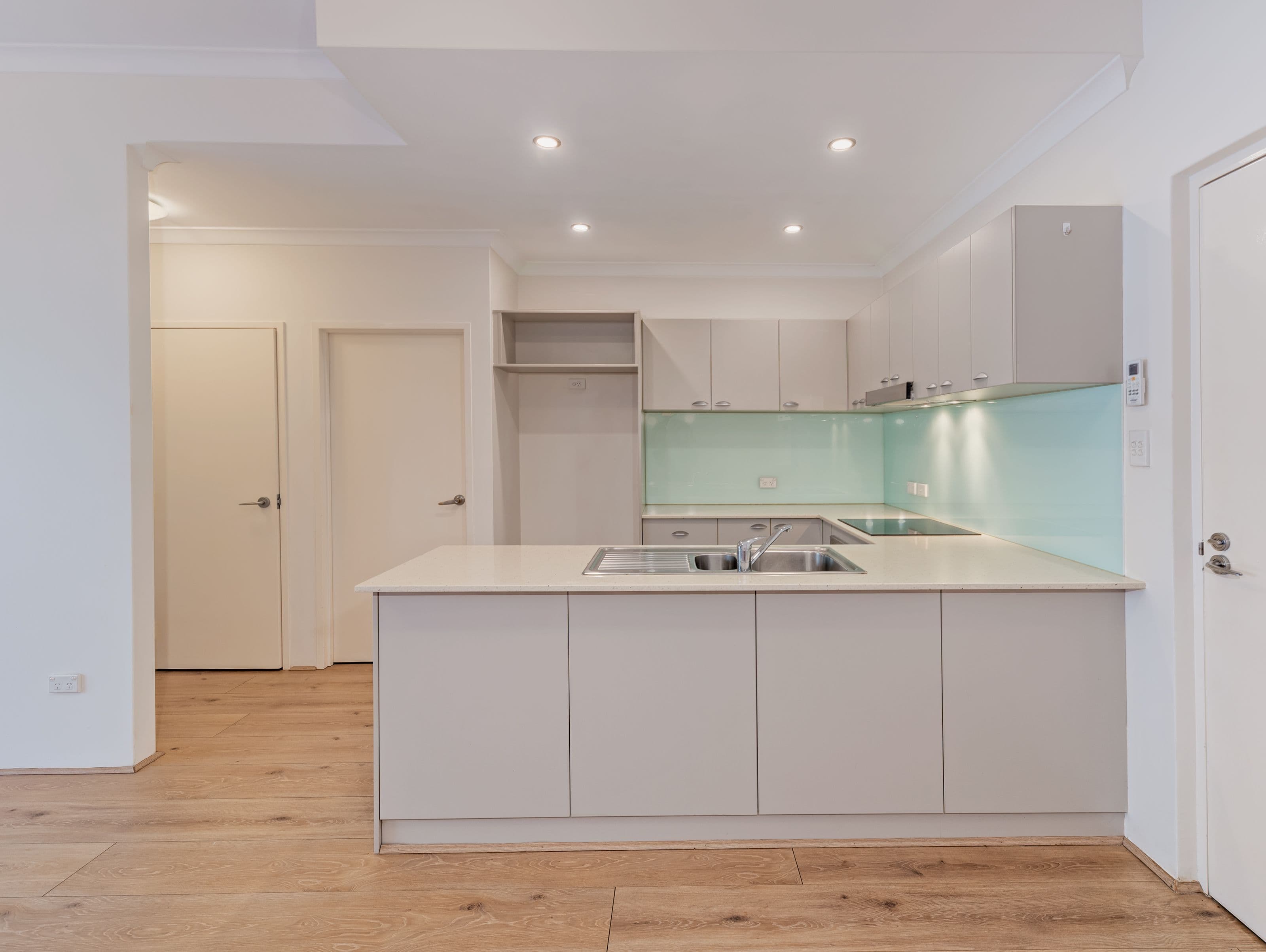 3/2 Pisconeri Street, Perth WA 6000, Perth - Thumbnail 2