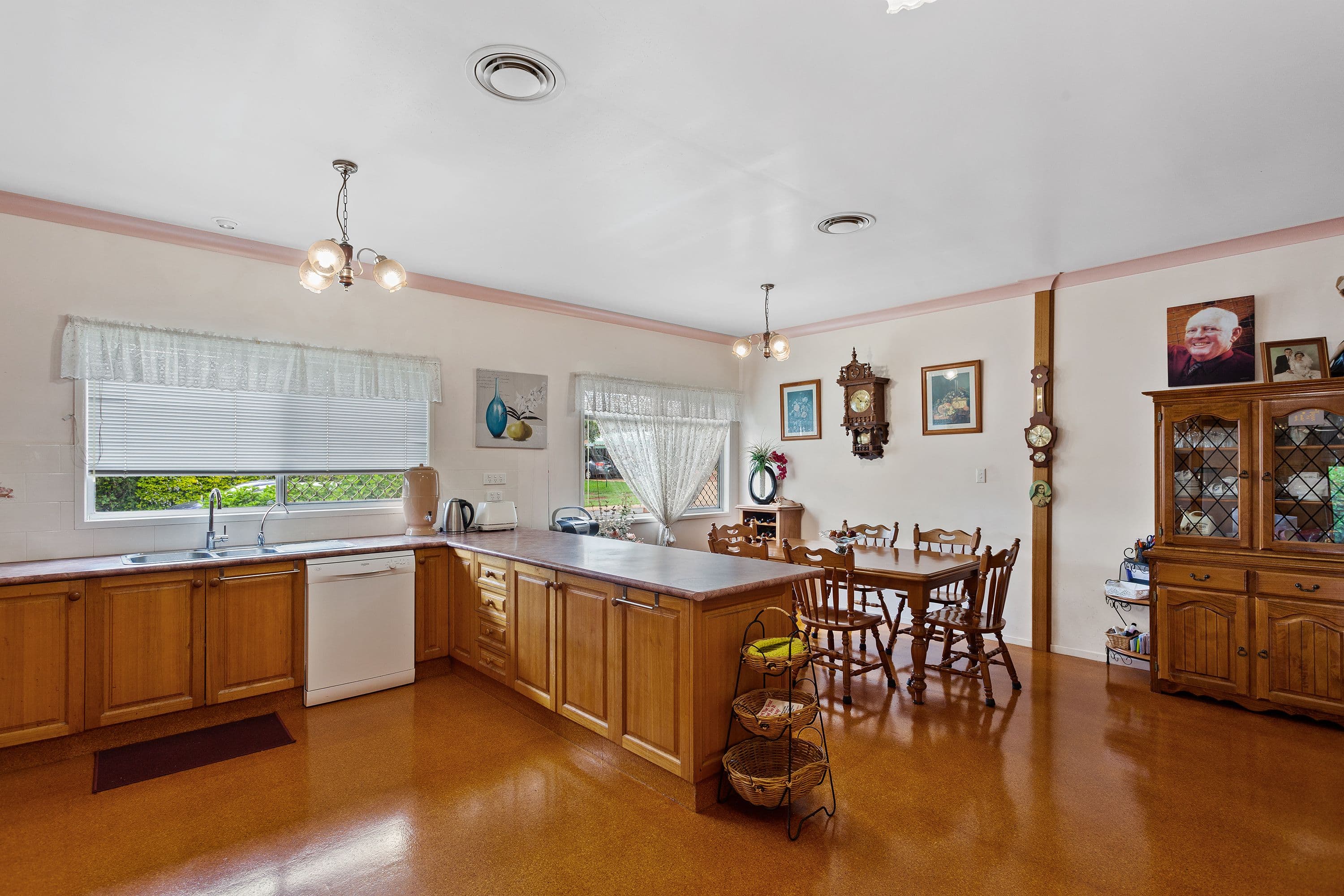 1 Hanlon Street, Newtown QLD 4350, Newtown - Thumbnail 7