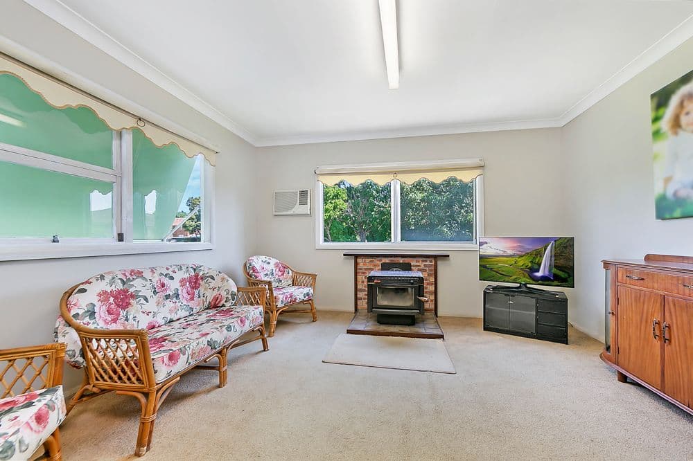62 Pennant Parade, Epping - Thumbnail 2