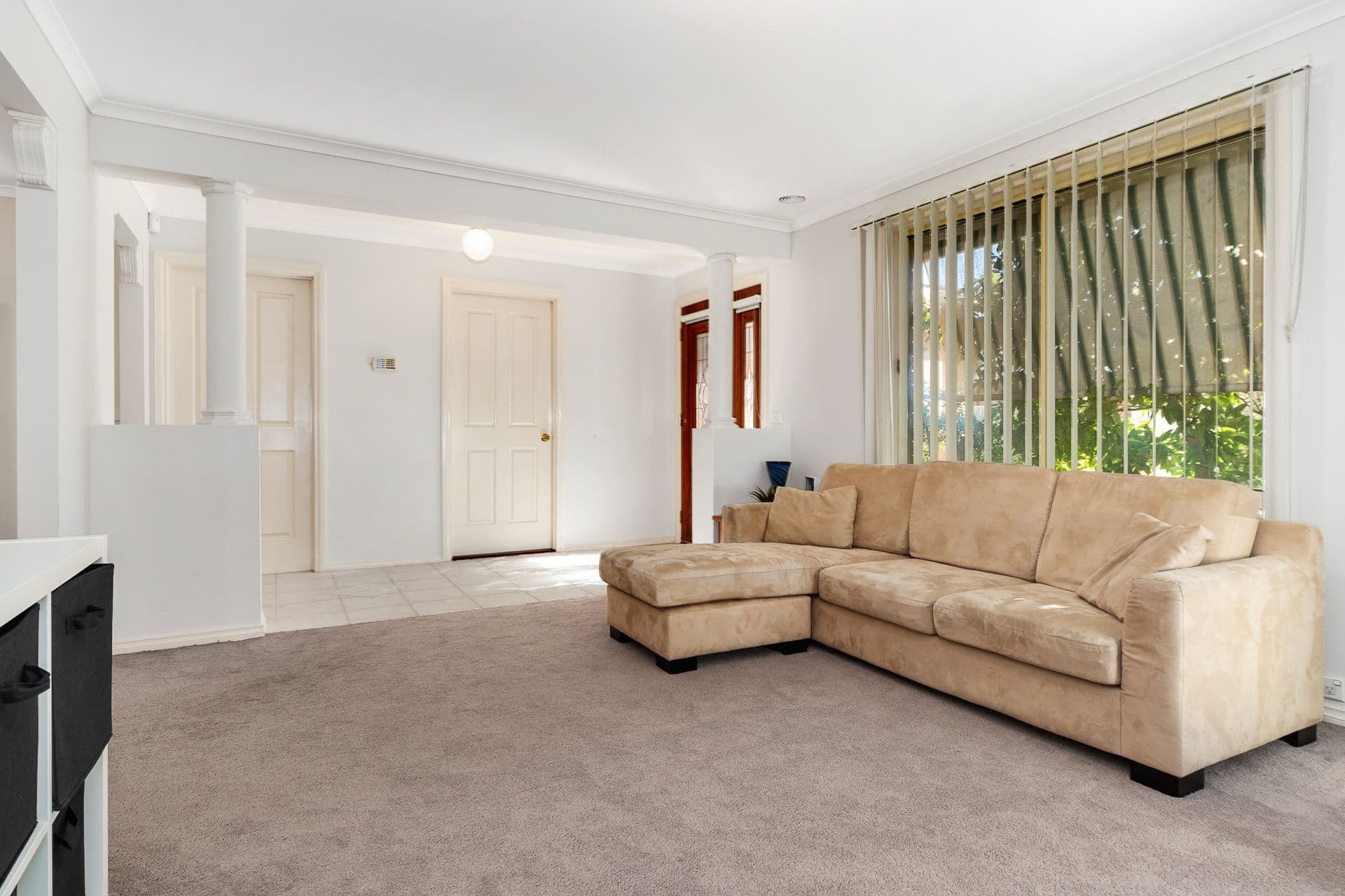 8 Raneen Drive, Langwarrin VIC 3910, Langwarrin - Thumbnail 2