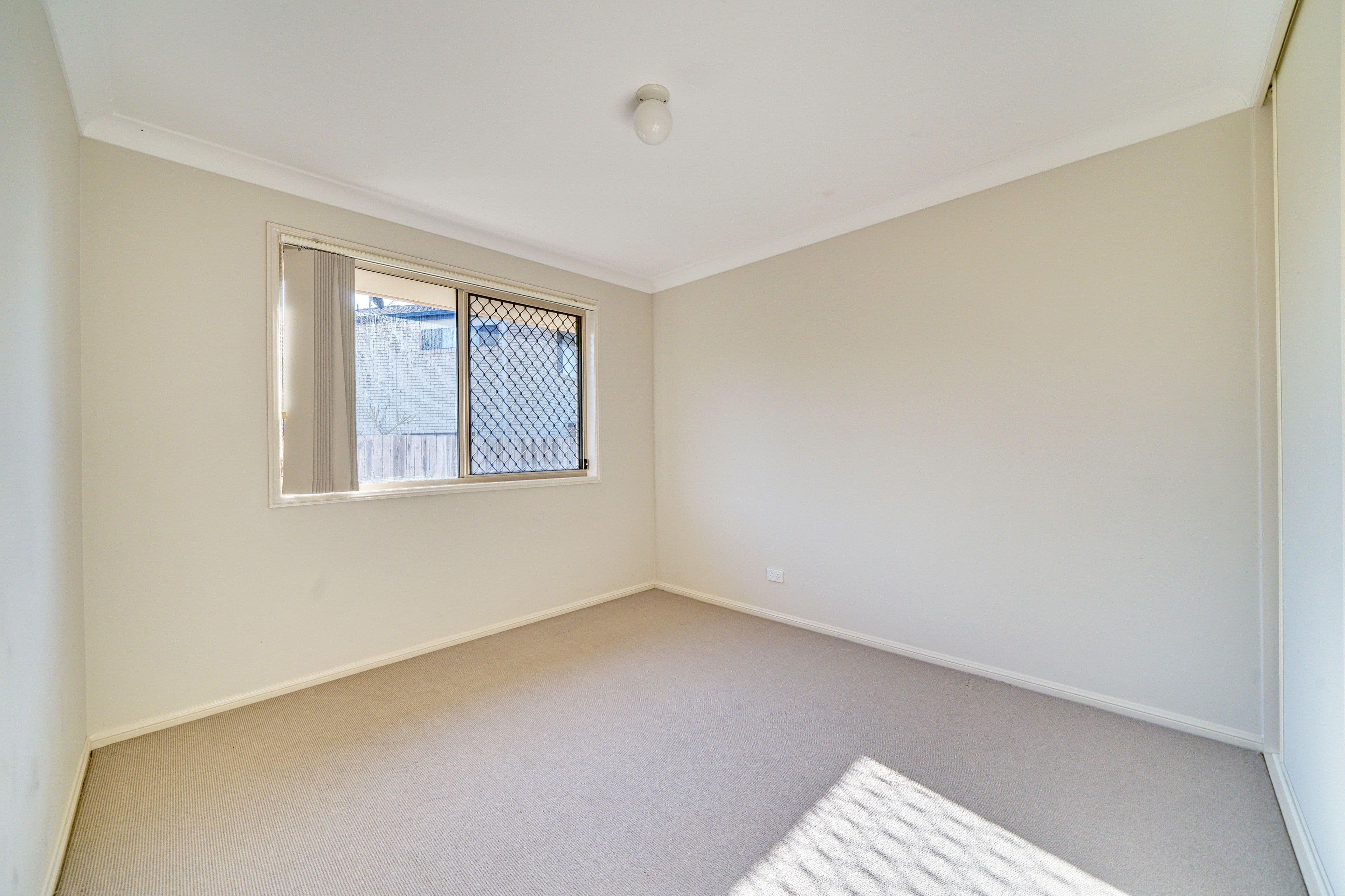105 Sunview Road, Springfield QLD 4300, Springfield - Thumbnail 3