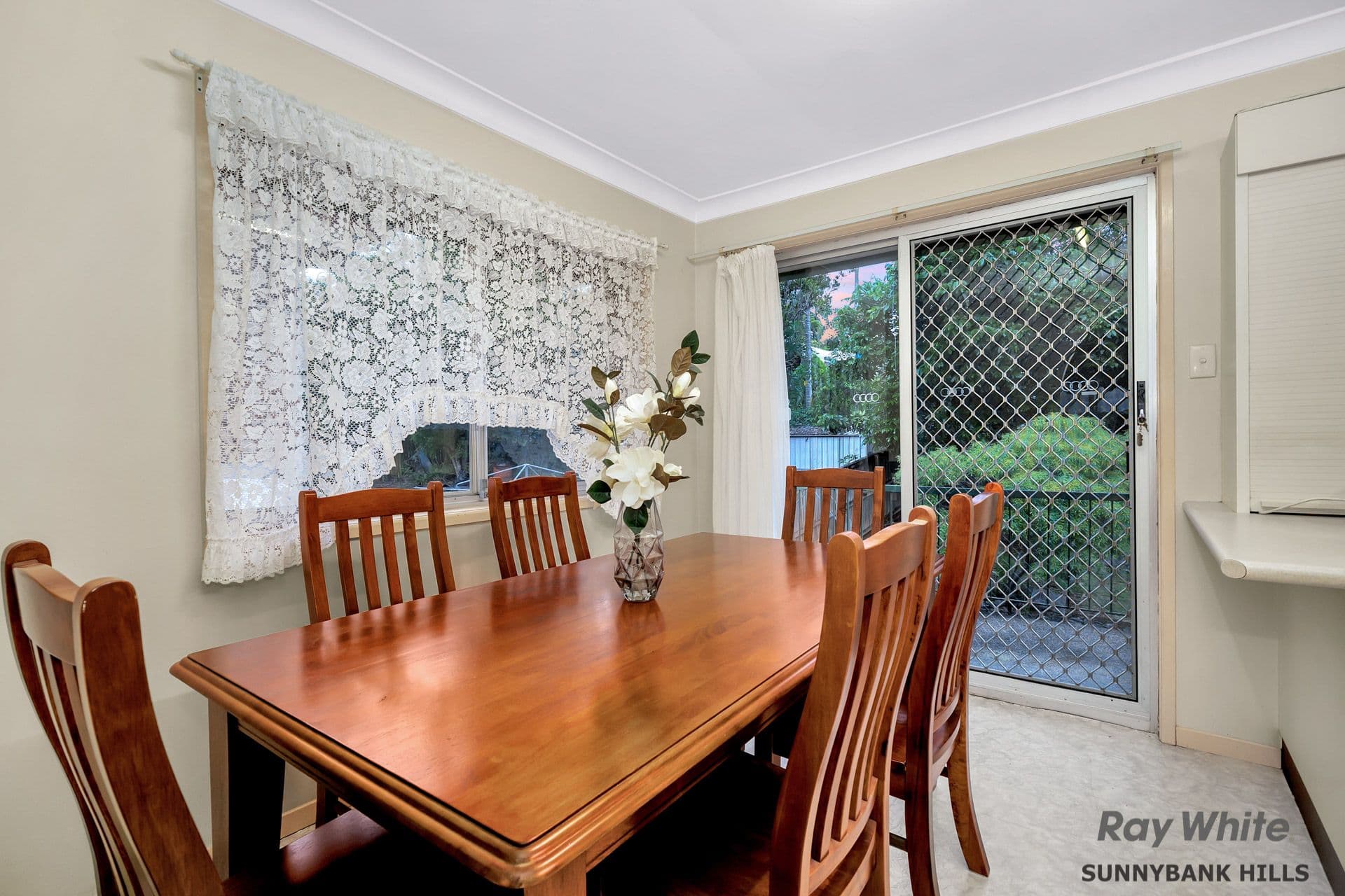 18 Bramwell Street, Eight Mile Plains QLD 4113, Eight Mile Plains - Thumbnail 5