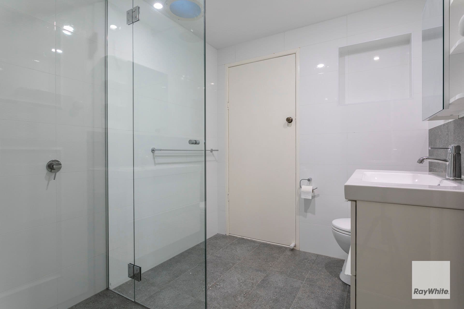 6 Watsonia Street, Redland Bay QLD 4165, Redland Bay - Thumbnail 8
