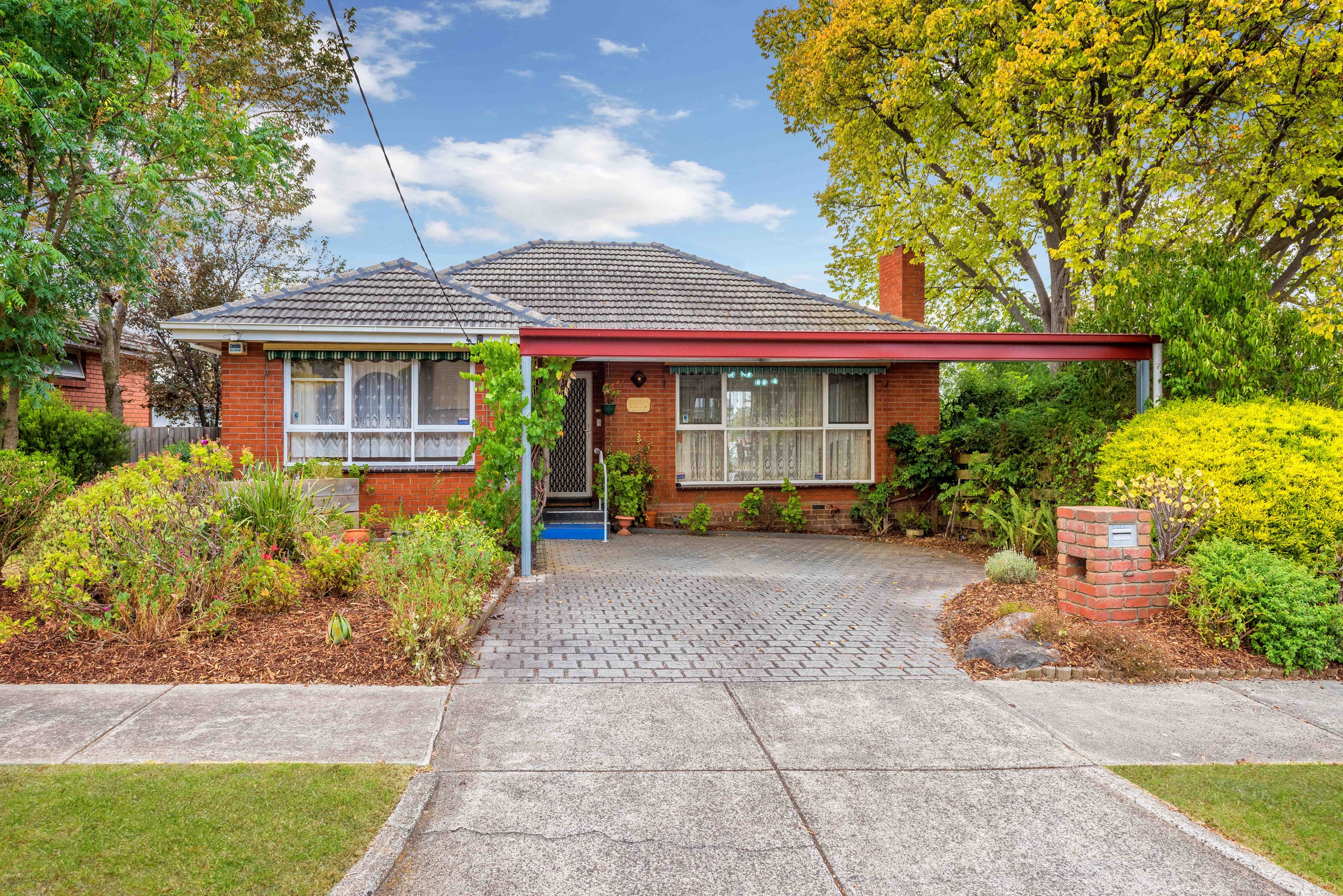 2 Carolyn Crescent, Bundoora VIC 3083, Bundoora - Image 1