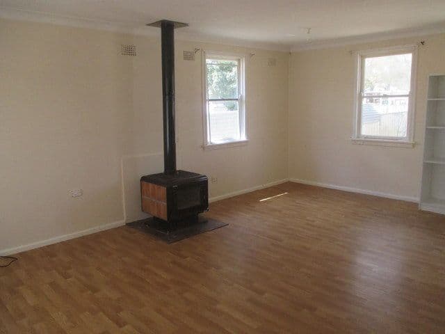 10 Greene Avenue, Coonamble - Thumbnail 3
