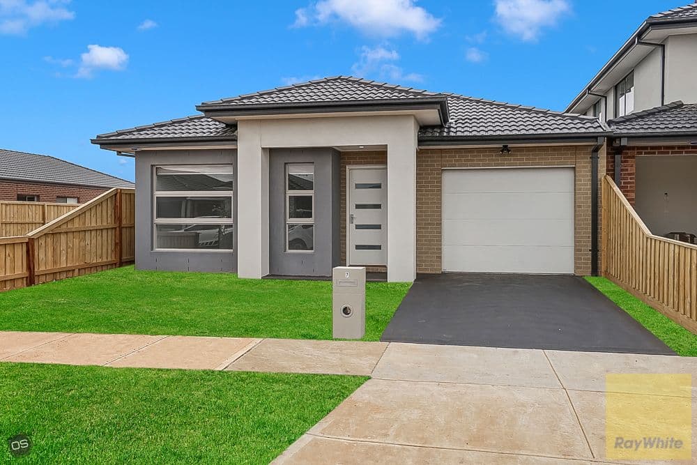 7 Kohli Crescent, Rockbank VIC 3335, Rockbank - Image 1