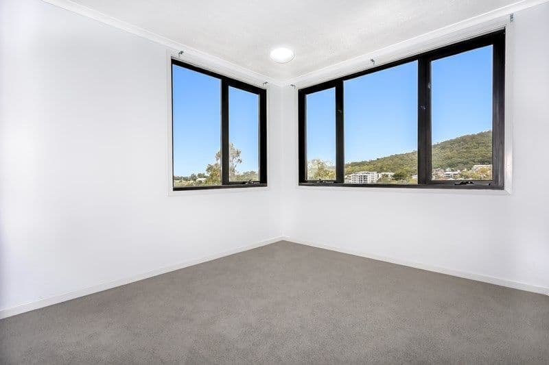 29 Raffles Street, Mount Gravatt East QLD 4122, Mount Gravatt East - Thumbnail 2